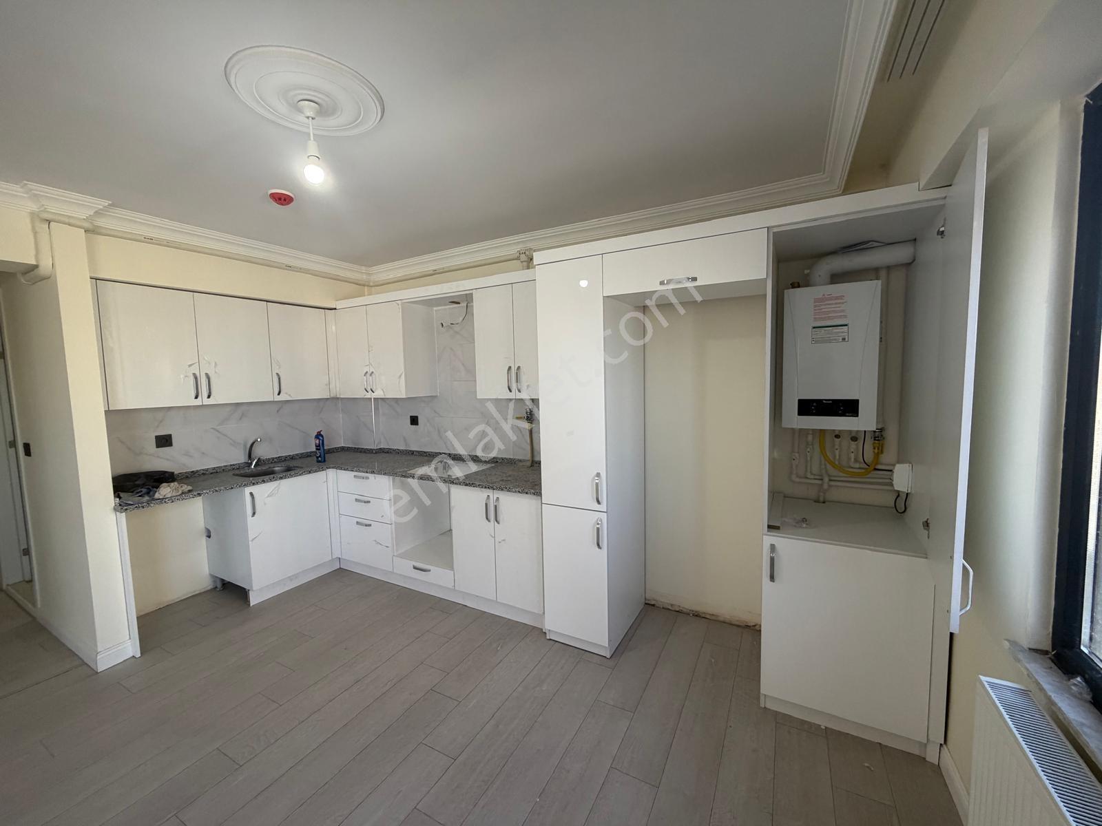 Delta Premium Gayrimenkul'den Kavaklar'da Kiralık 2+1 Daire!!! - Görsel 6