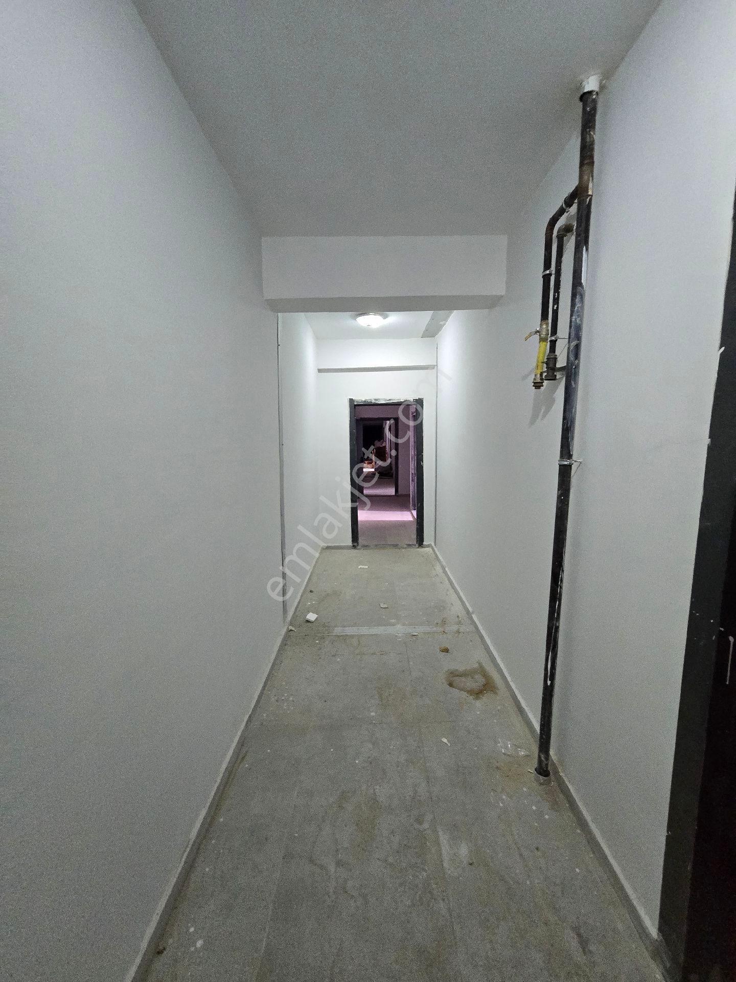 Otogar İlerisi, Zana Düğün Salonu Civarı - Görsel 21
