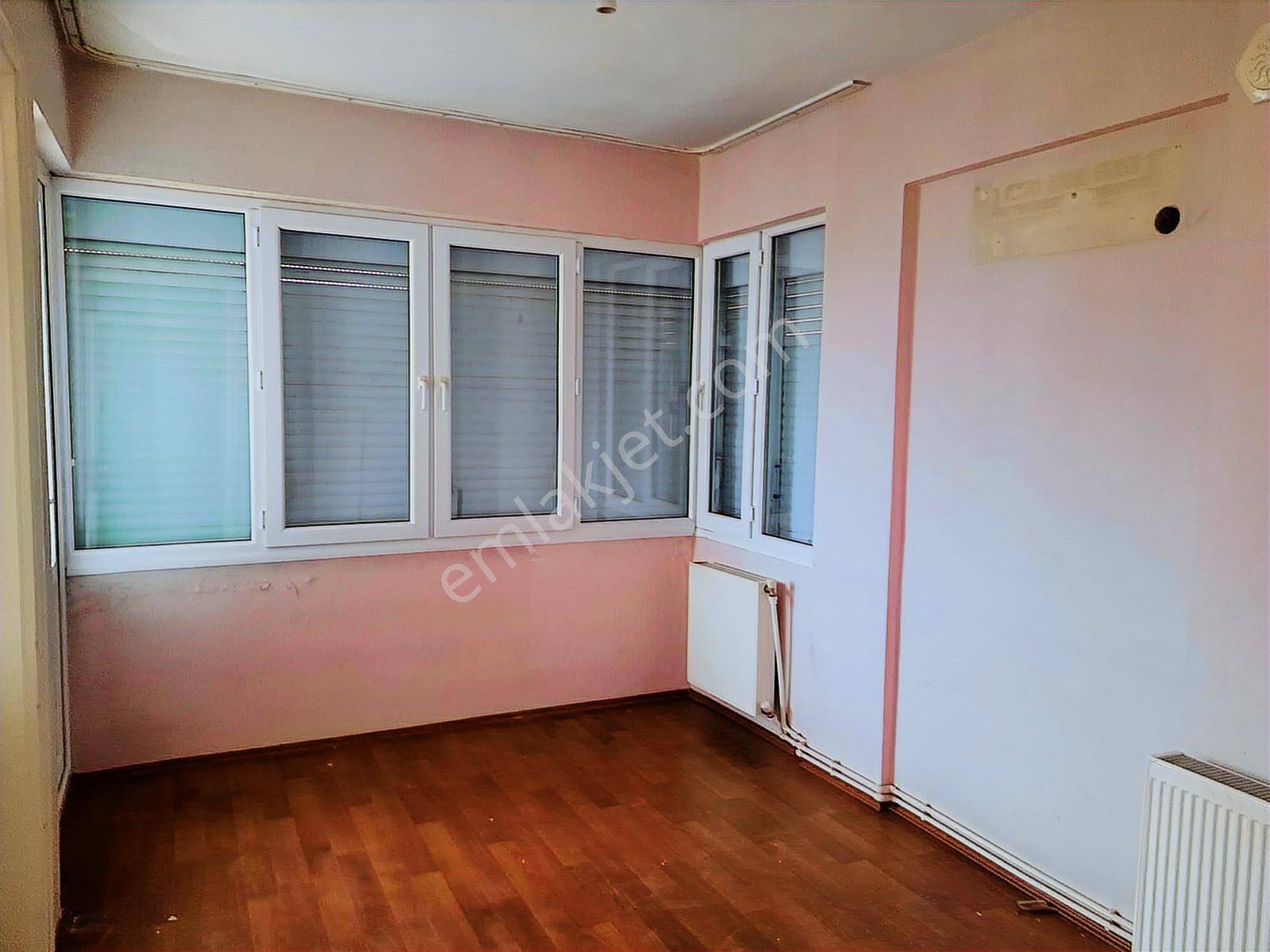 Merkezi Konumda 3+1 Doğalgazlı Daire - Görsel 7