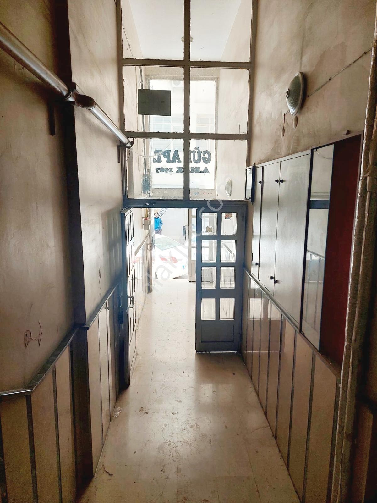 Turkuaz'dan Çarşıda Belediye Valilik Yanı Kiralık 2+1 - Görsel 10