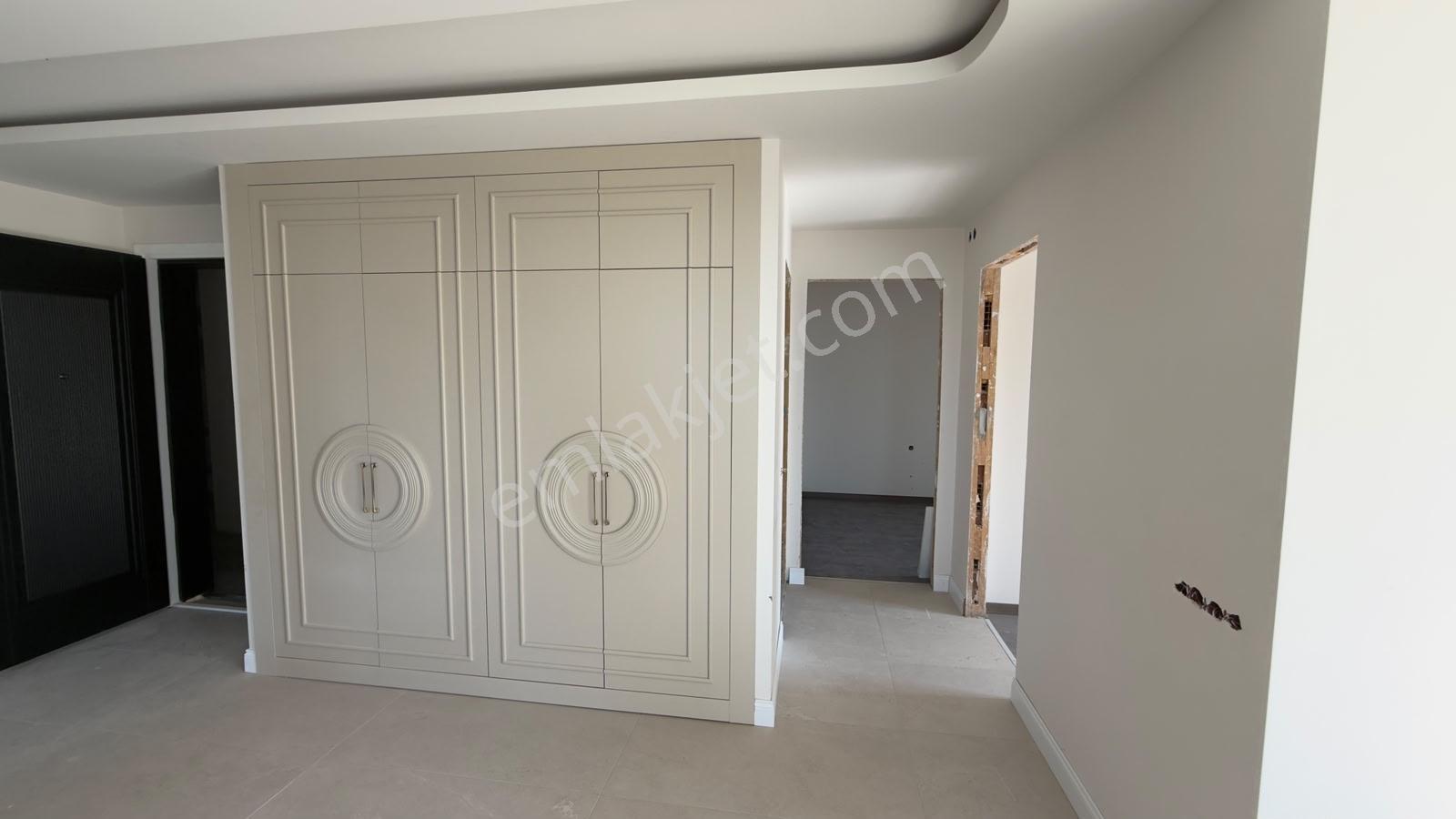 Remax Rahşan Çam'dan Deniz Manzaralı Geniş 3+1 Daire - Görsel 7