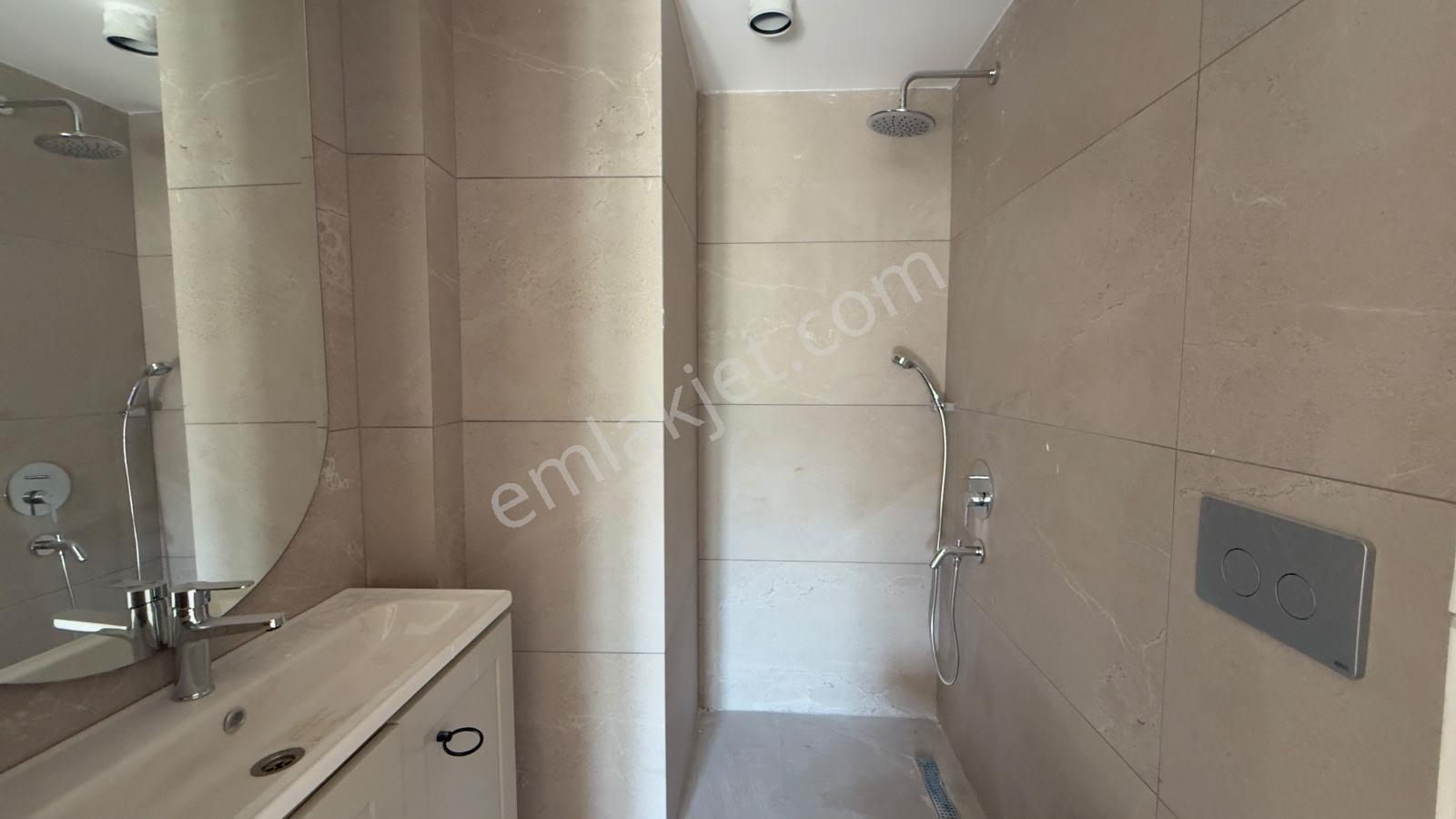 Remax Rahşan Çam'dan Deniz Manzaralı Geniş 3+1 Daire - Görsel 3
