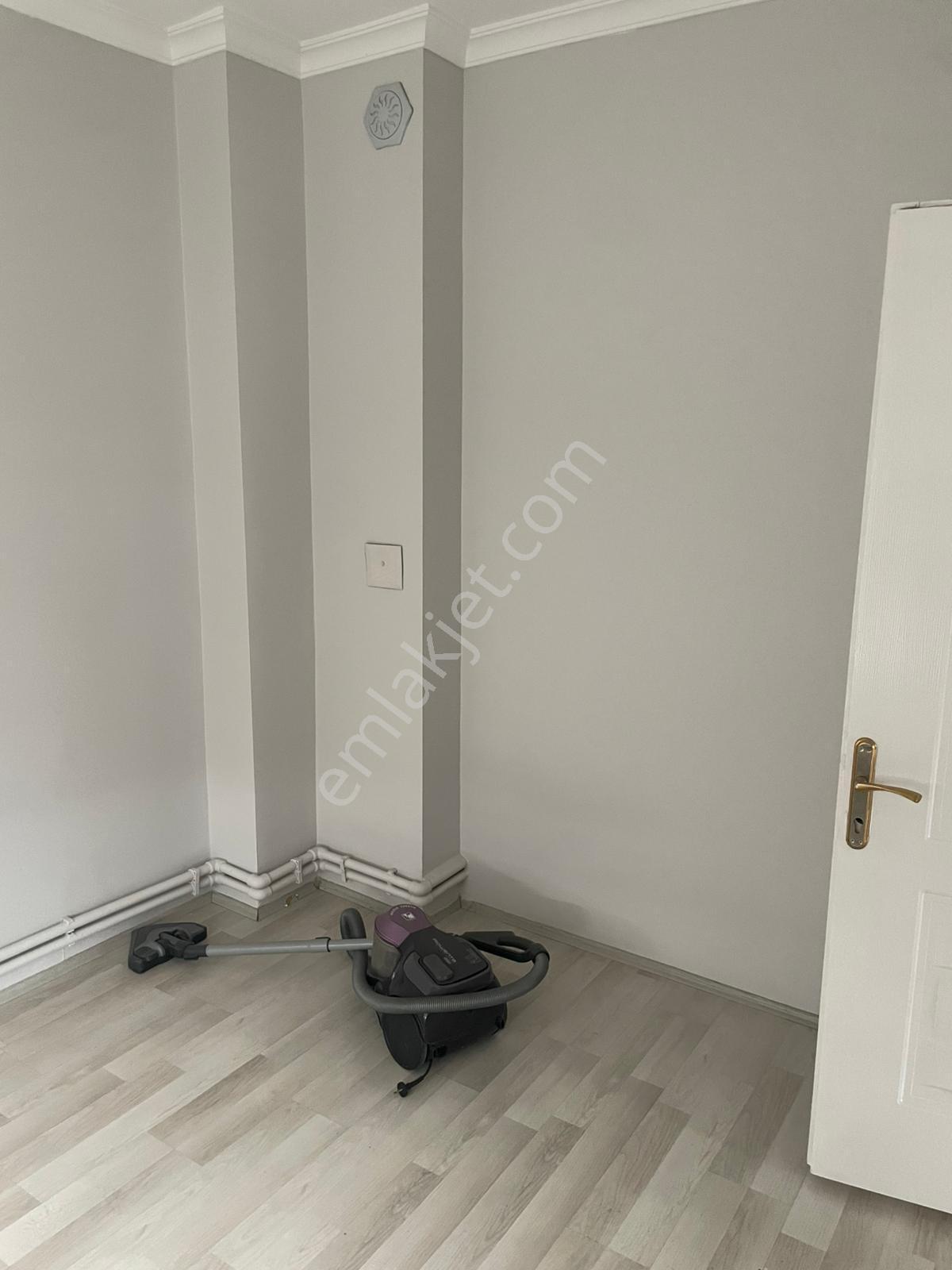 İsa Kavak Gayrimenkul’den 2.5+1 Kiralık Daire-ofis-büro – Selçuklu İhsaniye - Görsel 5