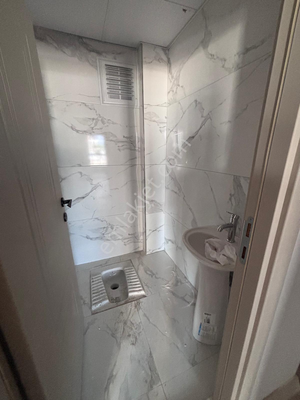 Kentpark Bölgesinde Düz Giriş 2+1 Kiralık Daire - Görsel 10