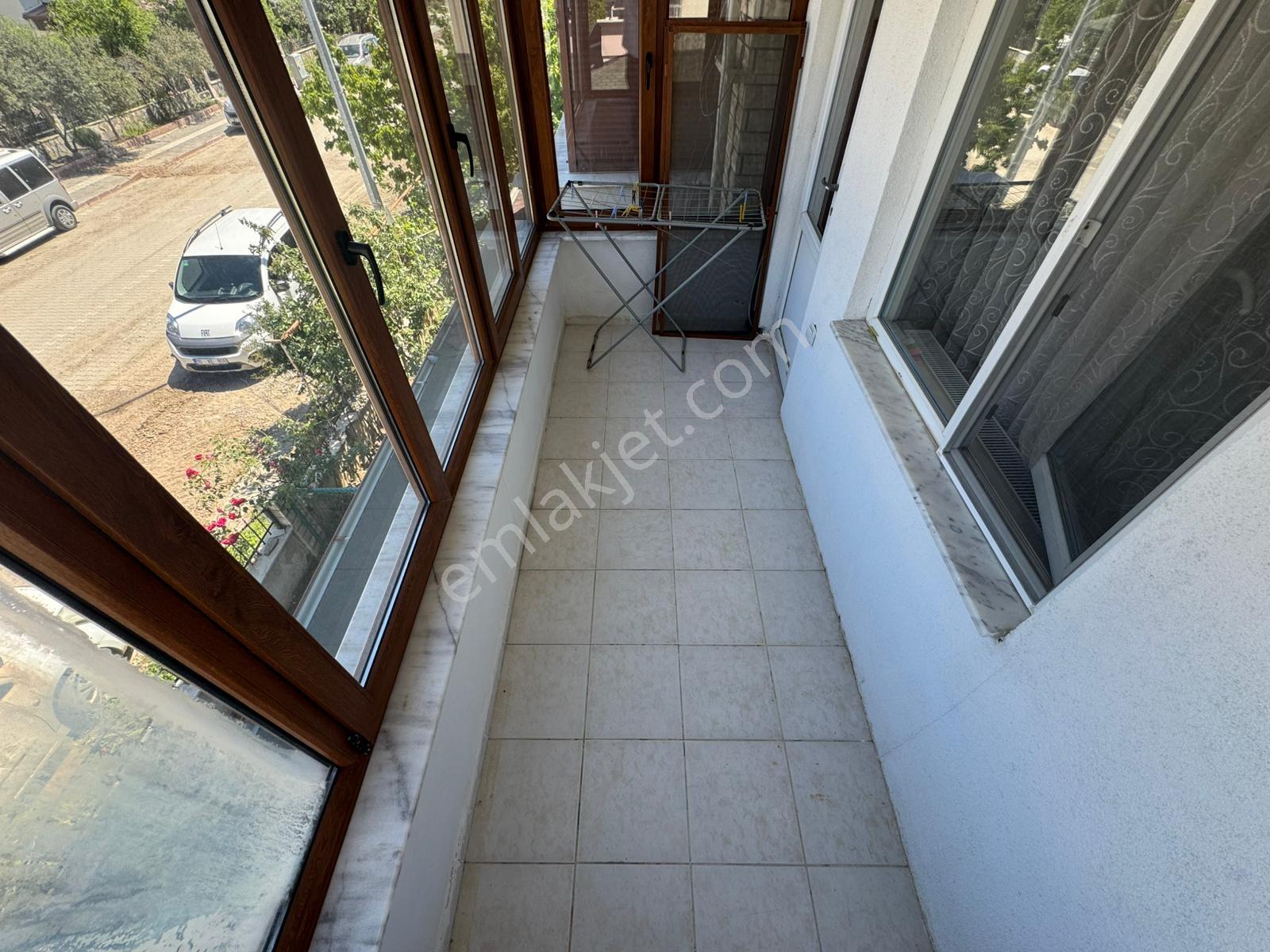 Sadece Kumsaldan Geniş Bahçeli Muhteşem Fiyat_4+1_müstakil Villa - Görsel 17