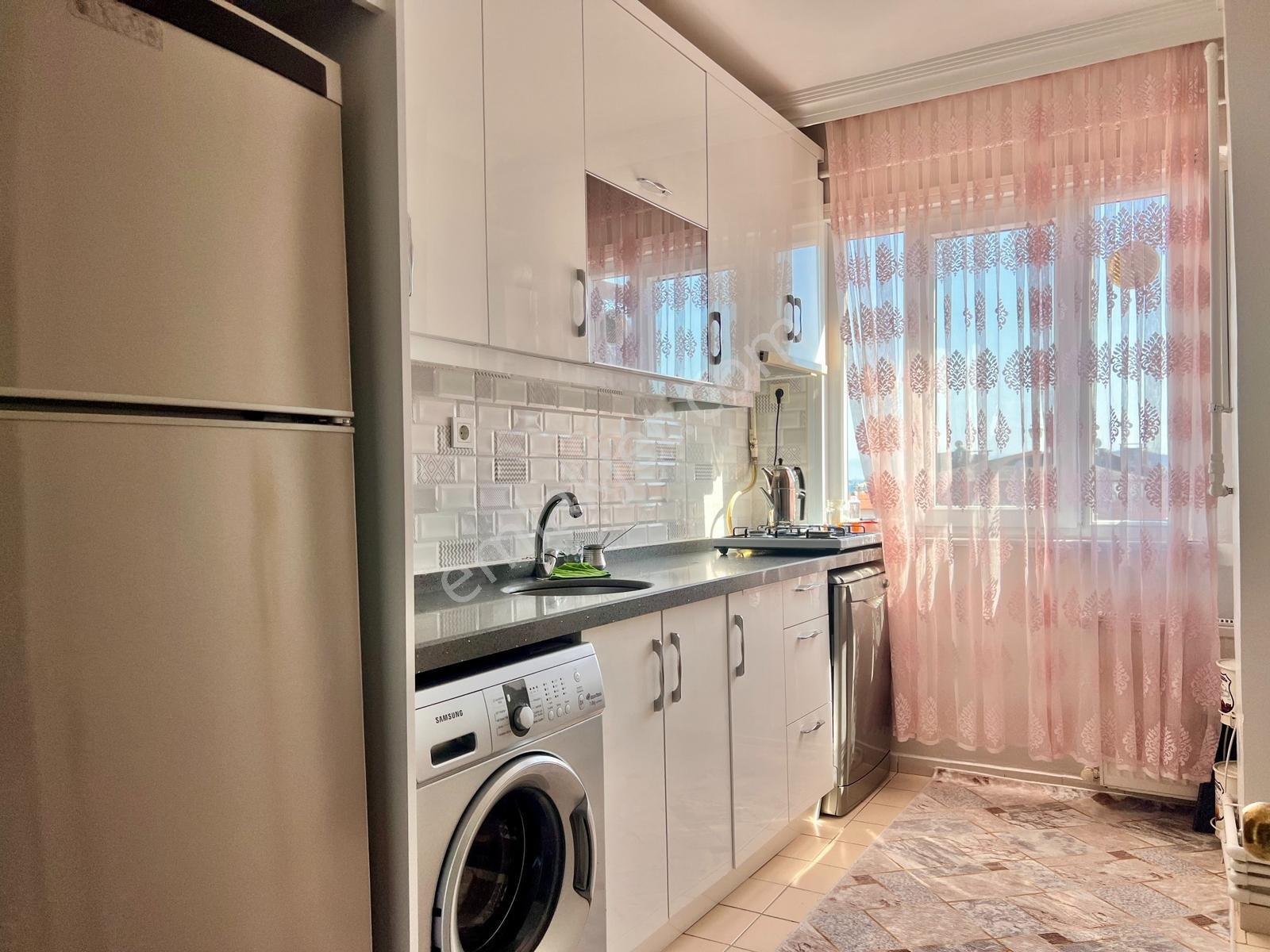 Orhantepe Çınar Caddesi Üzeri | 3+1 Satılık - Görsel 8