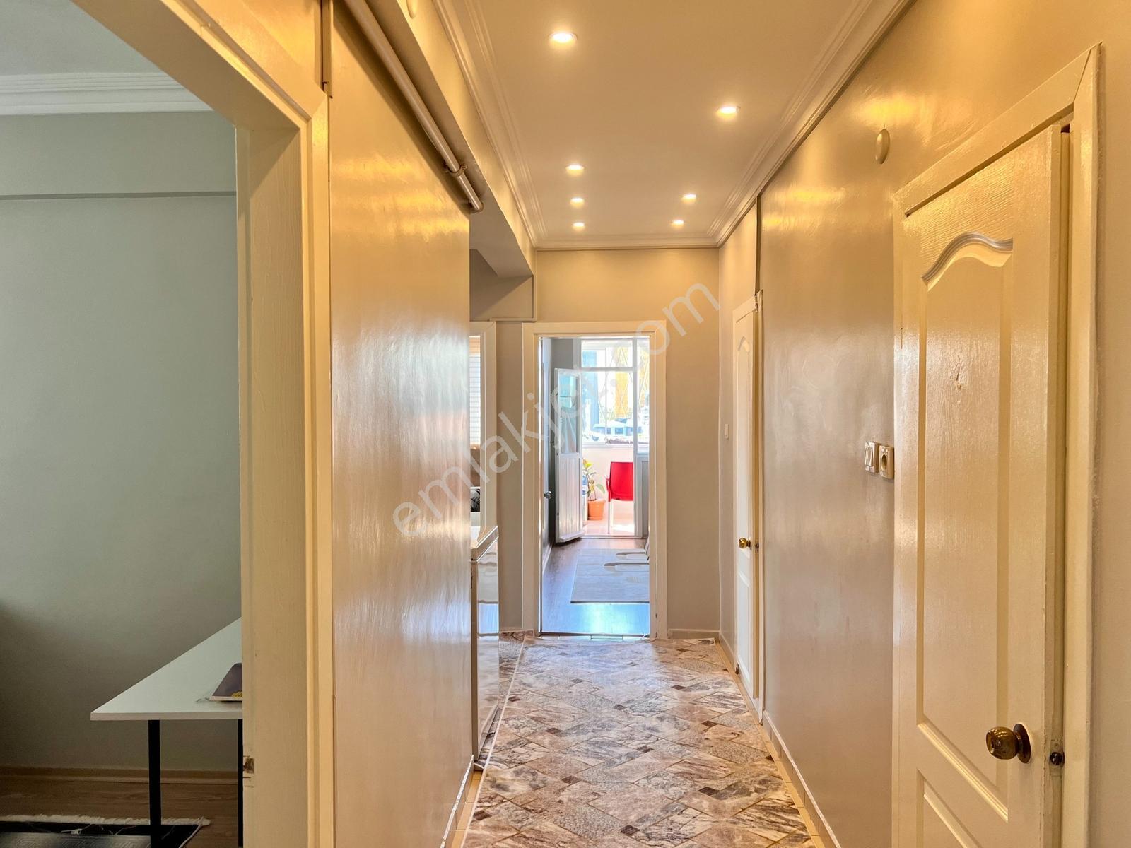 Orhantepe Çınar Caddesi Üzeri | 3+1 Satılık - Görsel 13