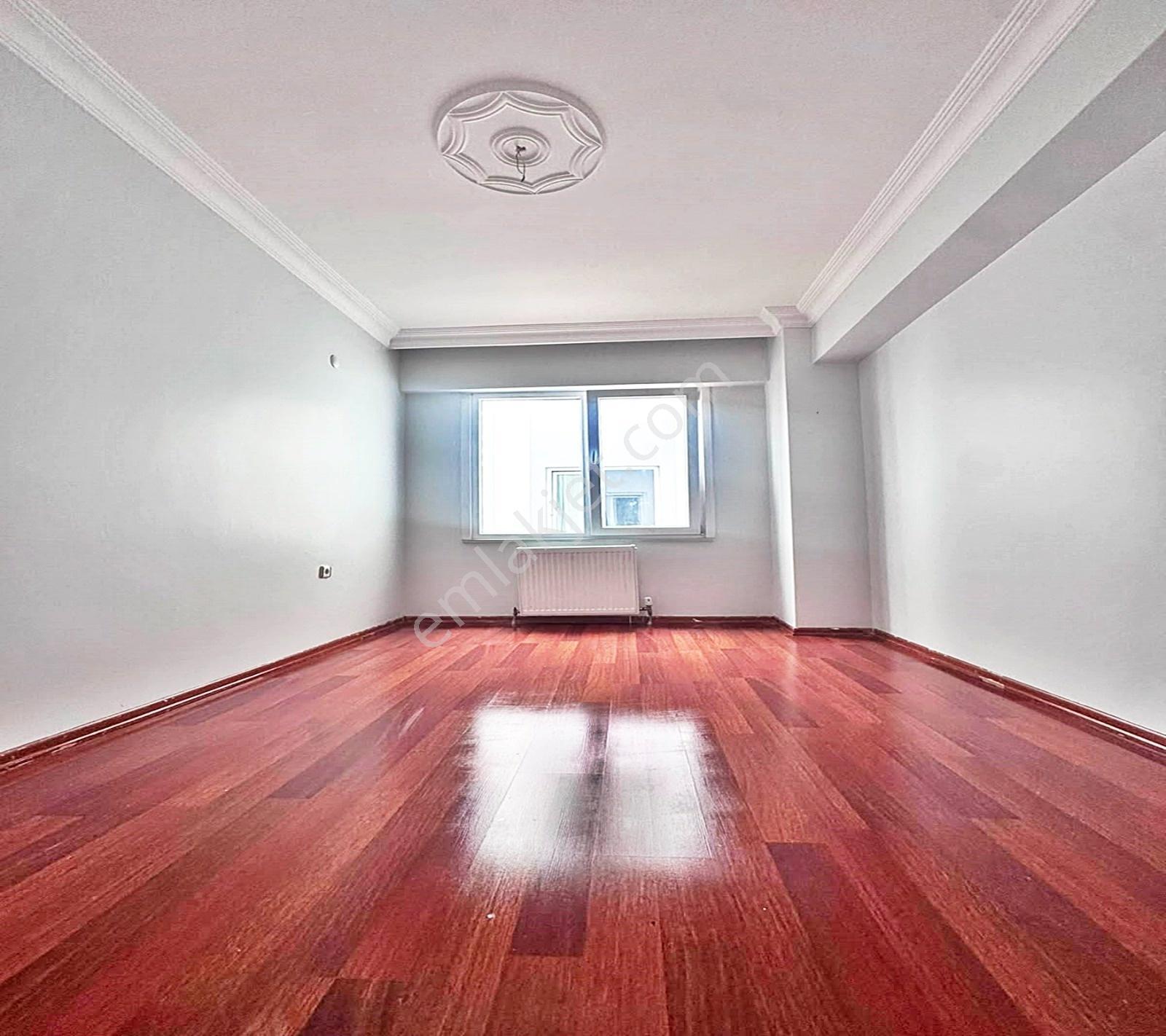 Kıraç Osmangazi Mah. Vatan Caddesinde 2.kat Balkonlu 2.690.000 - Görsel 30