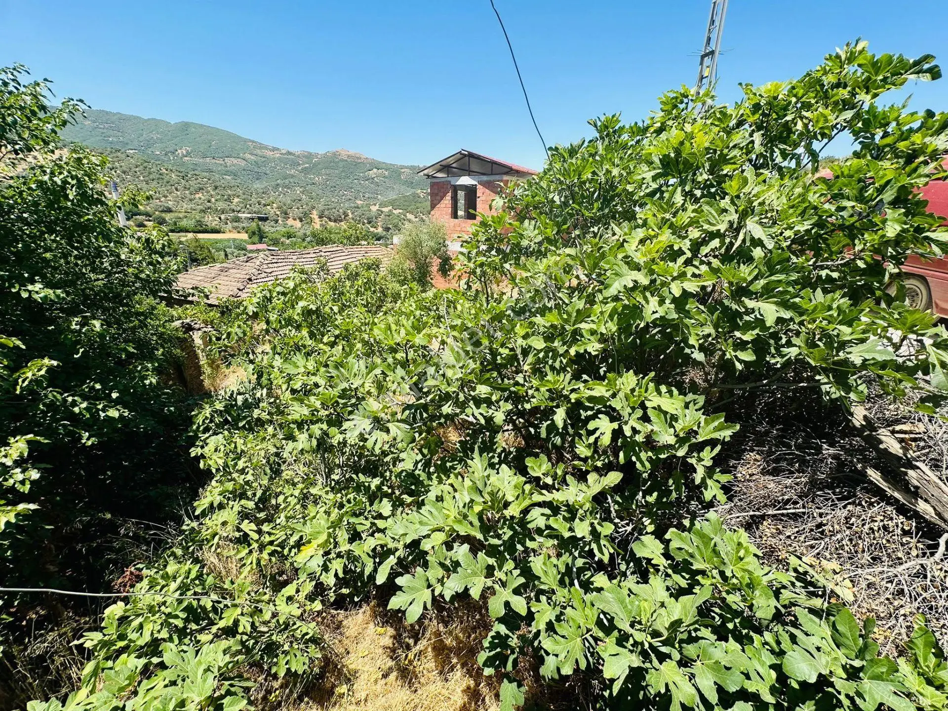 Emir Emlak'tan Satılık Köy Evi