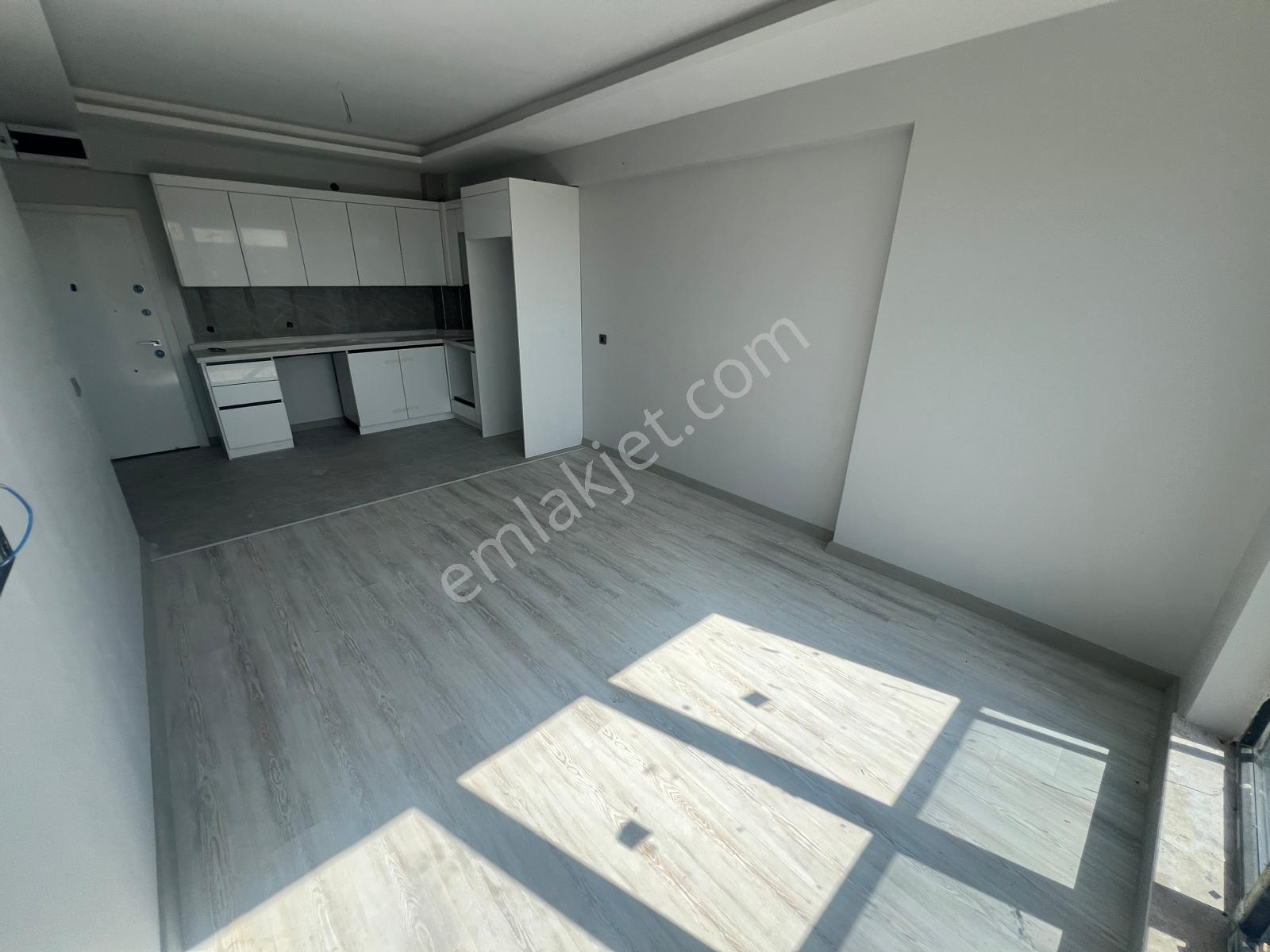 İncek Hilltown Sitesi'nde Ferah Sıfır 1+1 Satılık Daire - Görsel 9