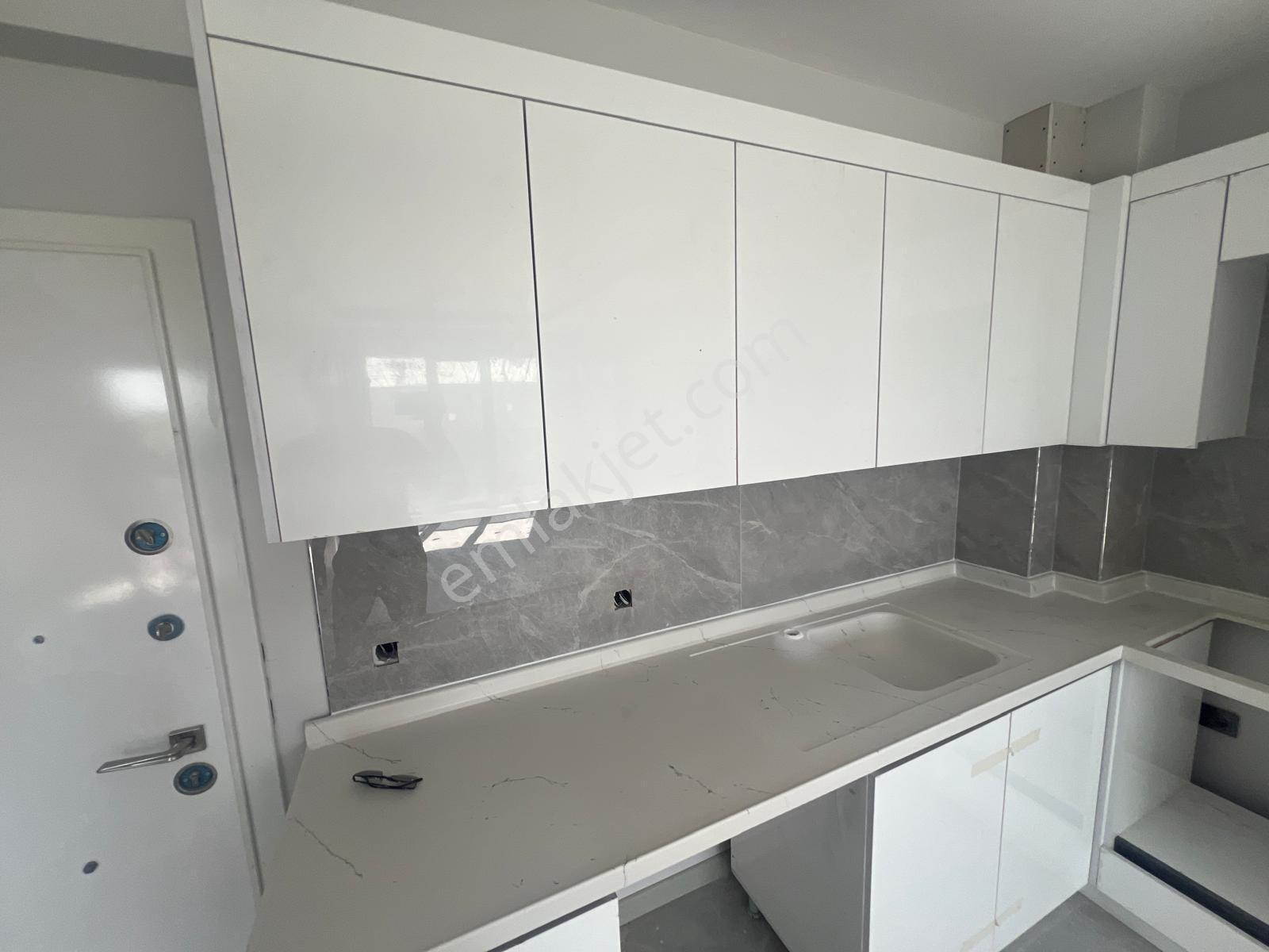 İncek Hilltown Sitesi'nde Ferah Sıfır 1+1 Satılık Daire - Görsel 3