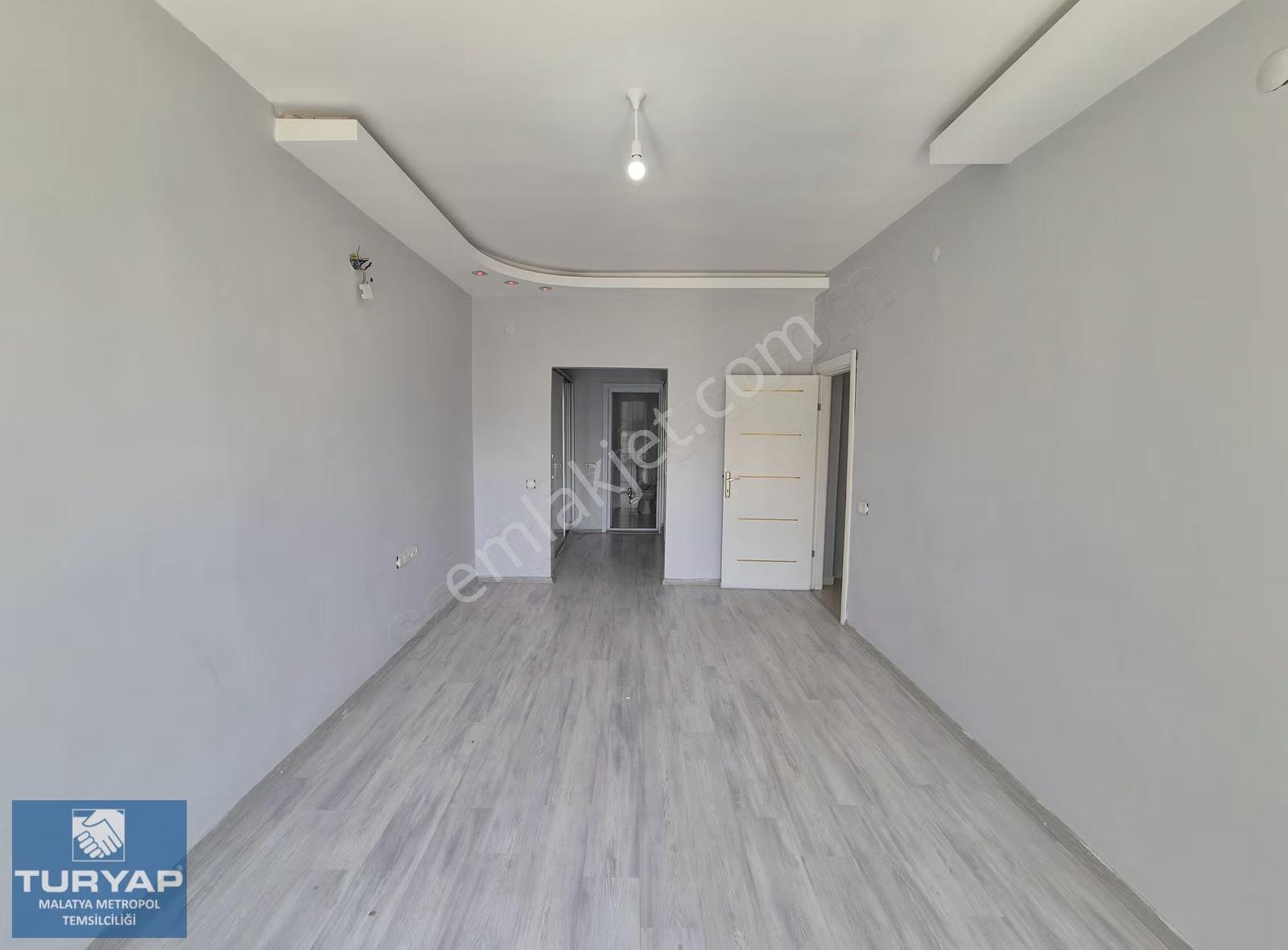 Turyap Metropol'den Çilesiz'de 4+1 Kiralık Daire - Görsel 14