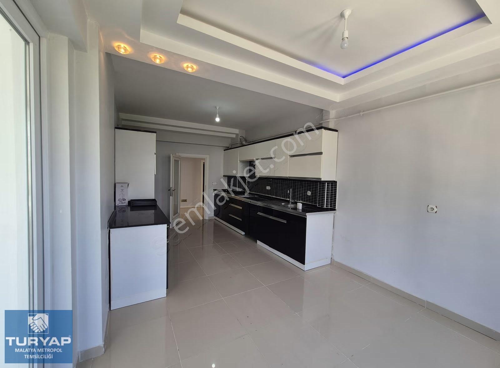 Turyap Metropol'den Çilesiz'de 4+1 Kiralık Daire - Görsel 7