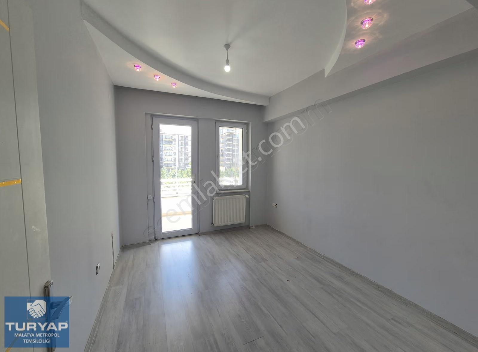 Turyap Metropol'den Çilesiz'de 4+1 Kiralık Daire - Görsel 15