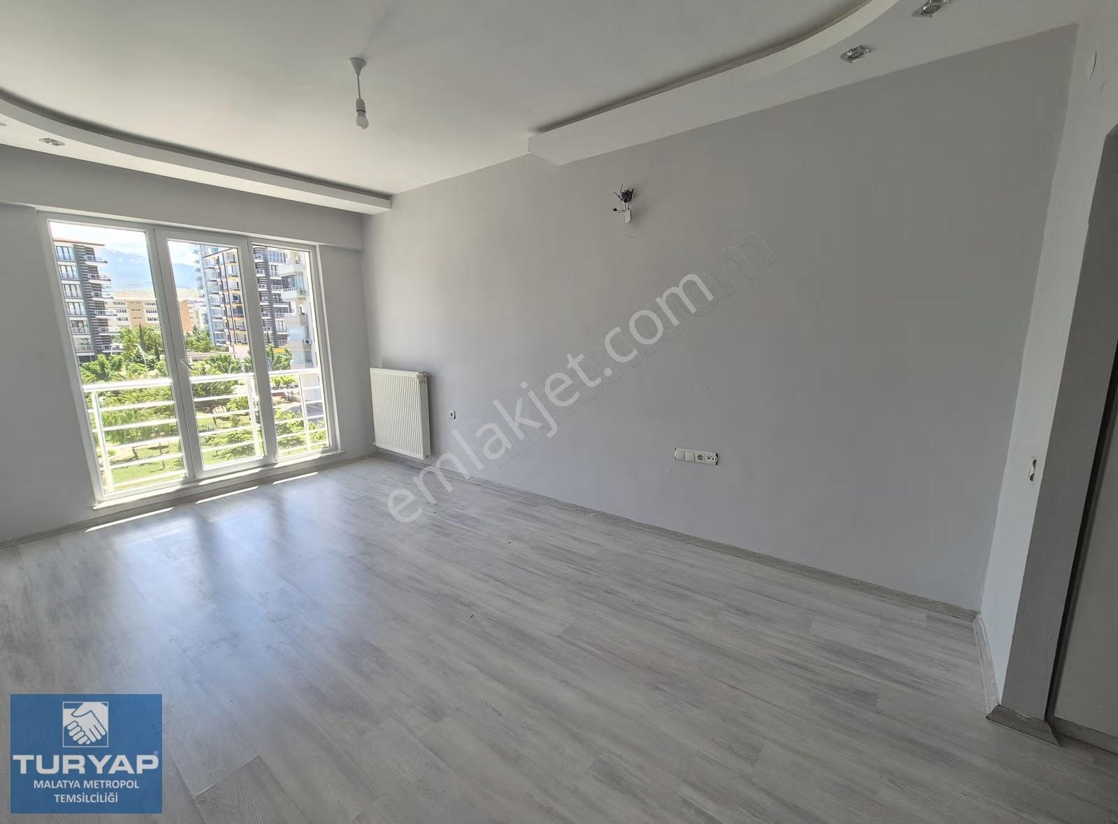Turyap Metropol'den Çilesiz'de 4+1 Kiralık Daire - Görsel 6