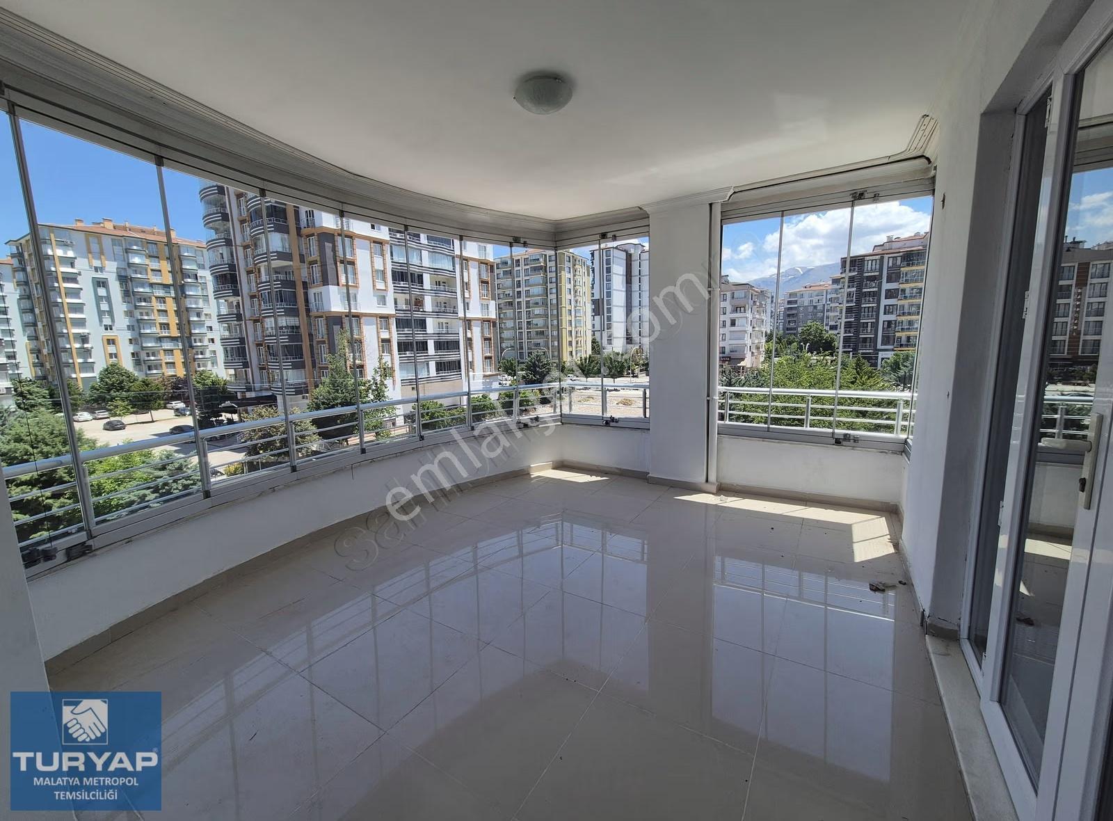 Turyap Metropol'den Çilesiz'de 4+1 Kiralık Daire - Görsel 9