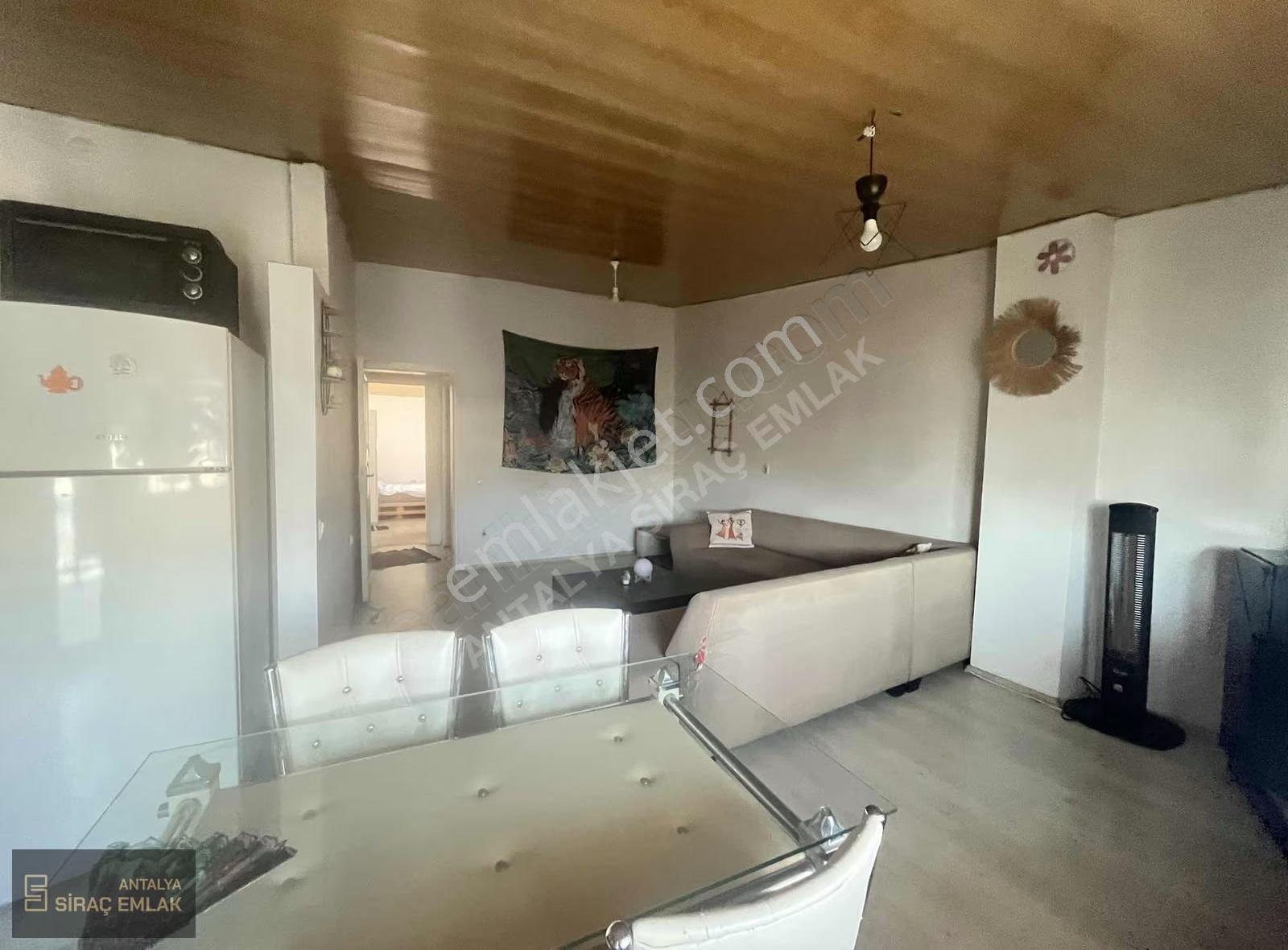 Ali Çetinkaya Cad. Yakını Aileye Bekara Eşyalı 1+1 Kiralık Daire - Görsel 8