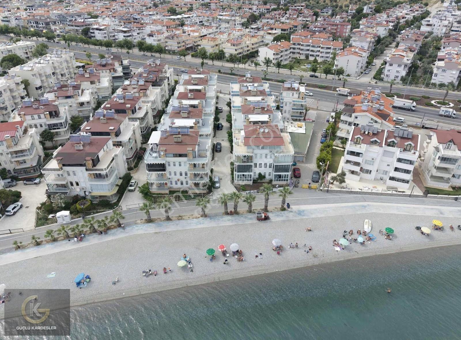 Güçlü Kardeşler Denize Sıfır Sitede 2+1 Deniz Manzaralı Daire - Görsel 27