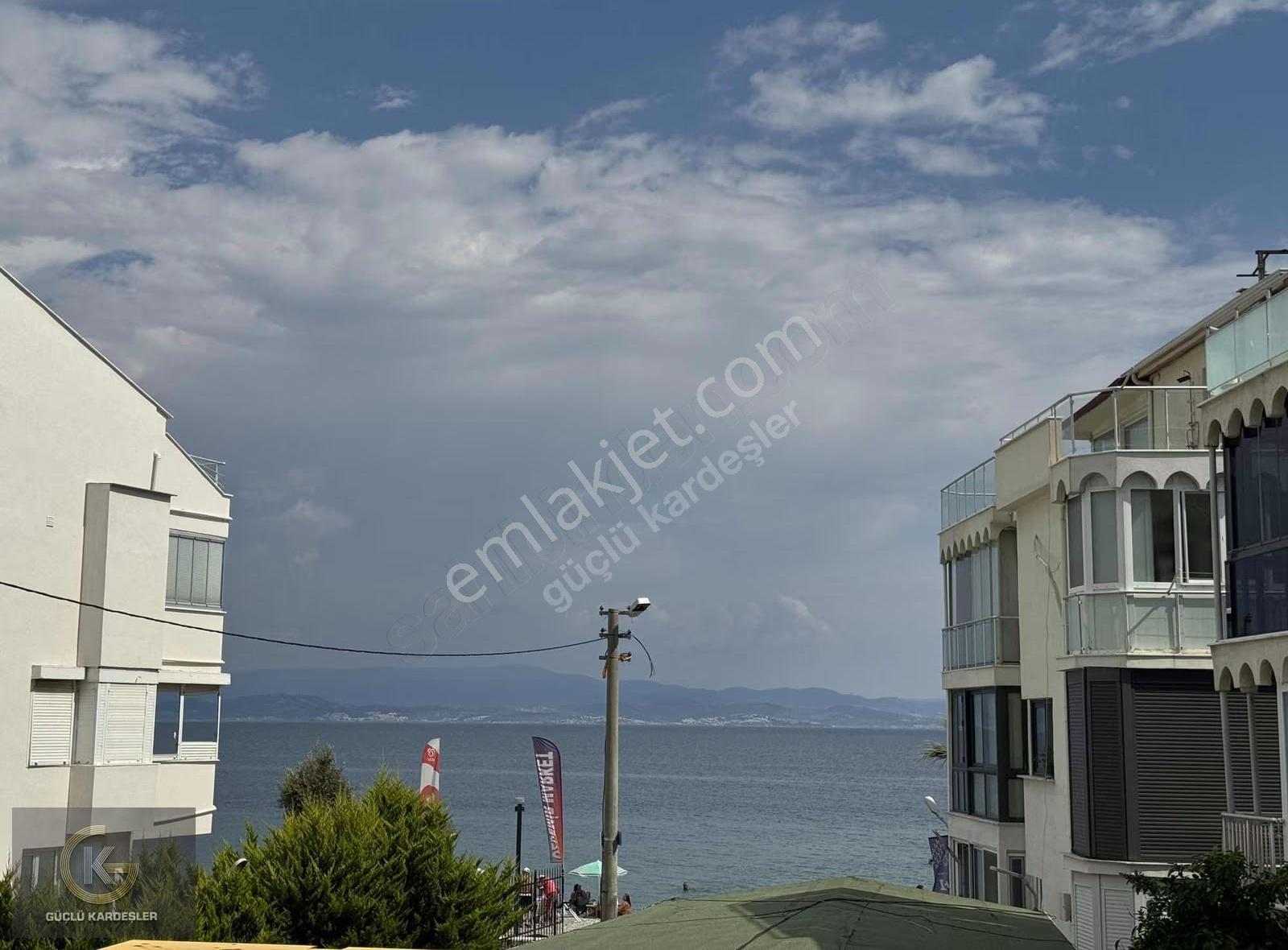 Güçlü Kardeşler Denize Sıfır Sitede 2+1 Deniz Manzaralı Daire - Görsel 11