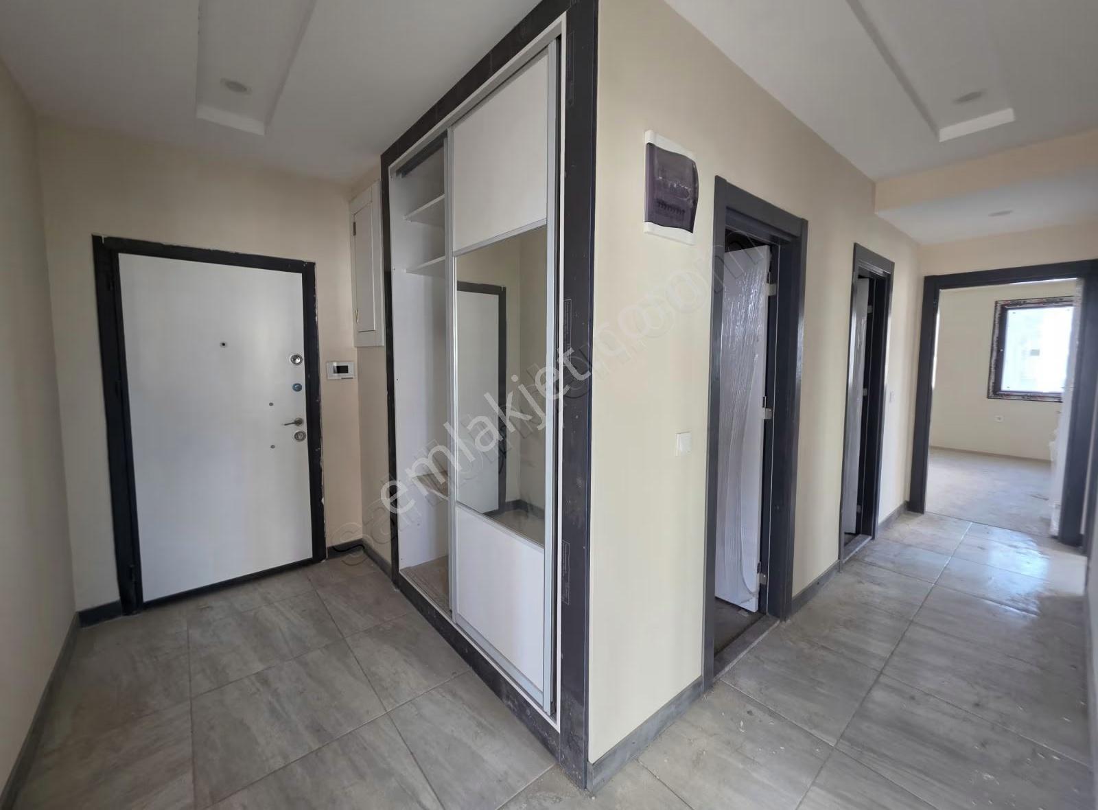 Cadde Üzeri 3+1 Kapalı Mutfak Güney Cephe Sıfır Daire - Görsel 2