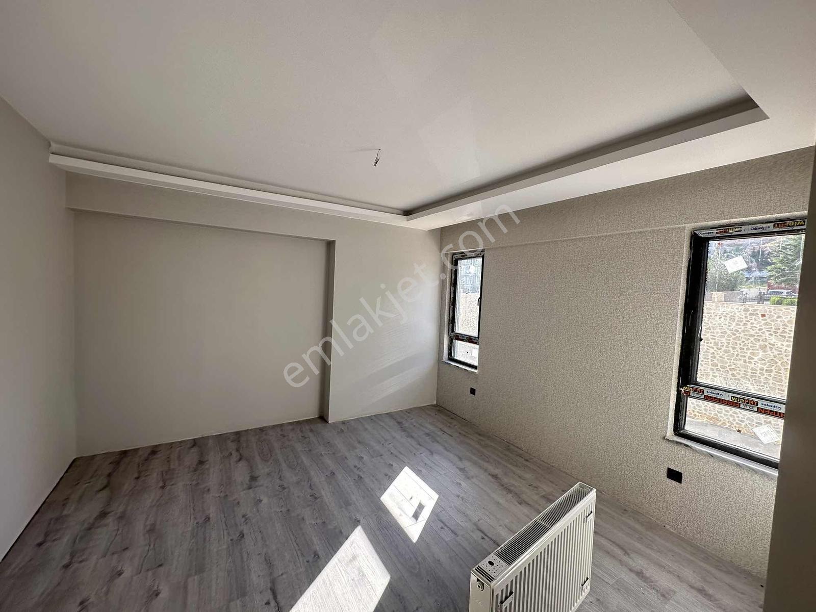 Cumhuriyet Mah.de Cadde Üzeri 170 M2 3+1 Satılık Sıfır Daire - Görsel 7