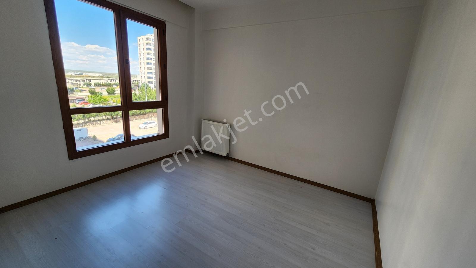 İldem Yeşilyurt Mahallesi Giyinme Odalı Ebeveyn Banyolu Kiralık - Görsel 17
