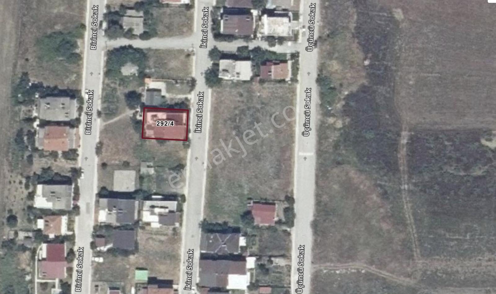 Yalova-altınkum Sitesinde Denize 300 Mt. Teraslı 5+1 Villa - Görsel 24