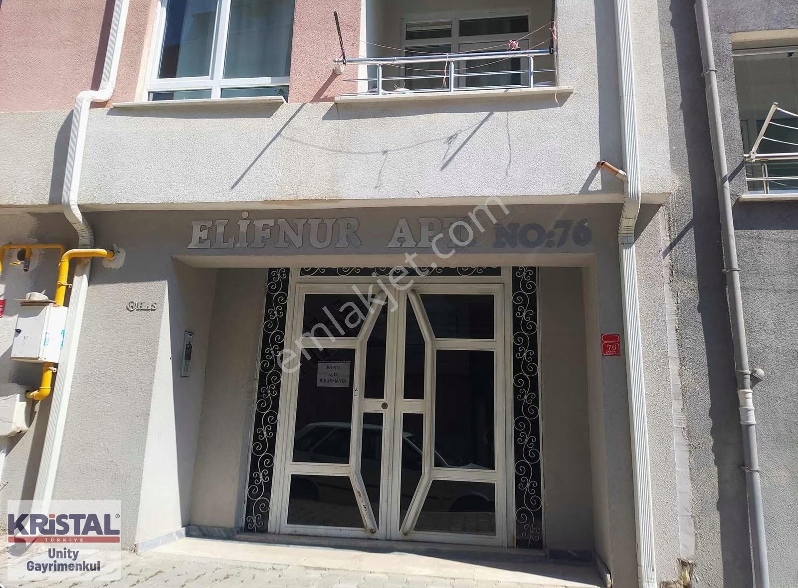 Çamlıca'da Güney Cepheli Asansörlü Yeni Binada Kiralık 2+1 - Görsel 11