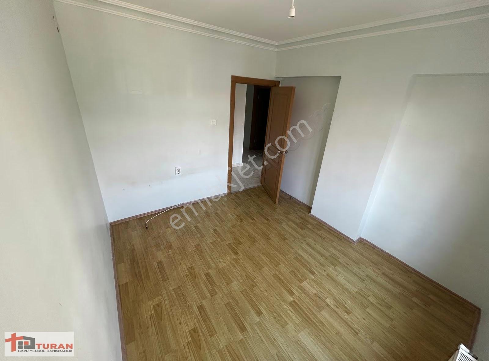 Değirmendere Caddesi Yakını 3+1 Ara Katta Kiralık Daire - Görsel 22