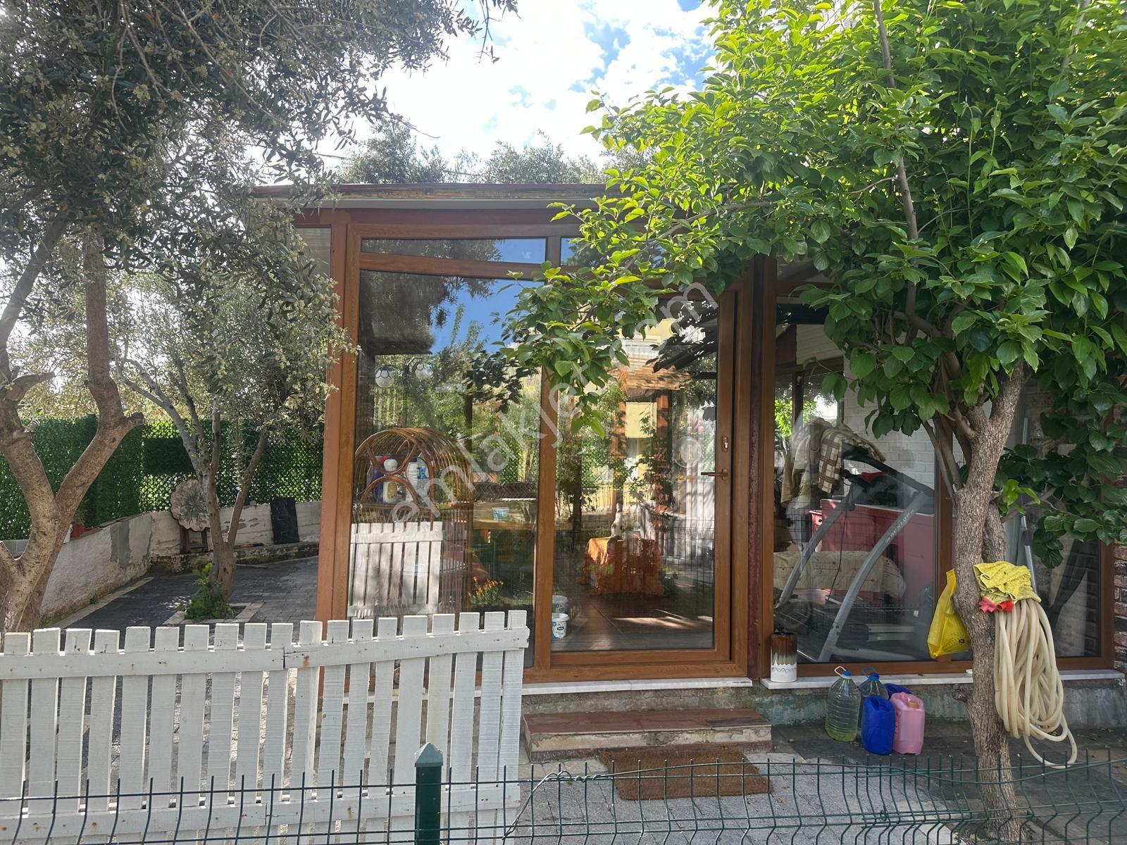 Gömeç' Seç- Kon Sitesinde 3+1 Satılık Villa