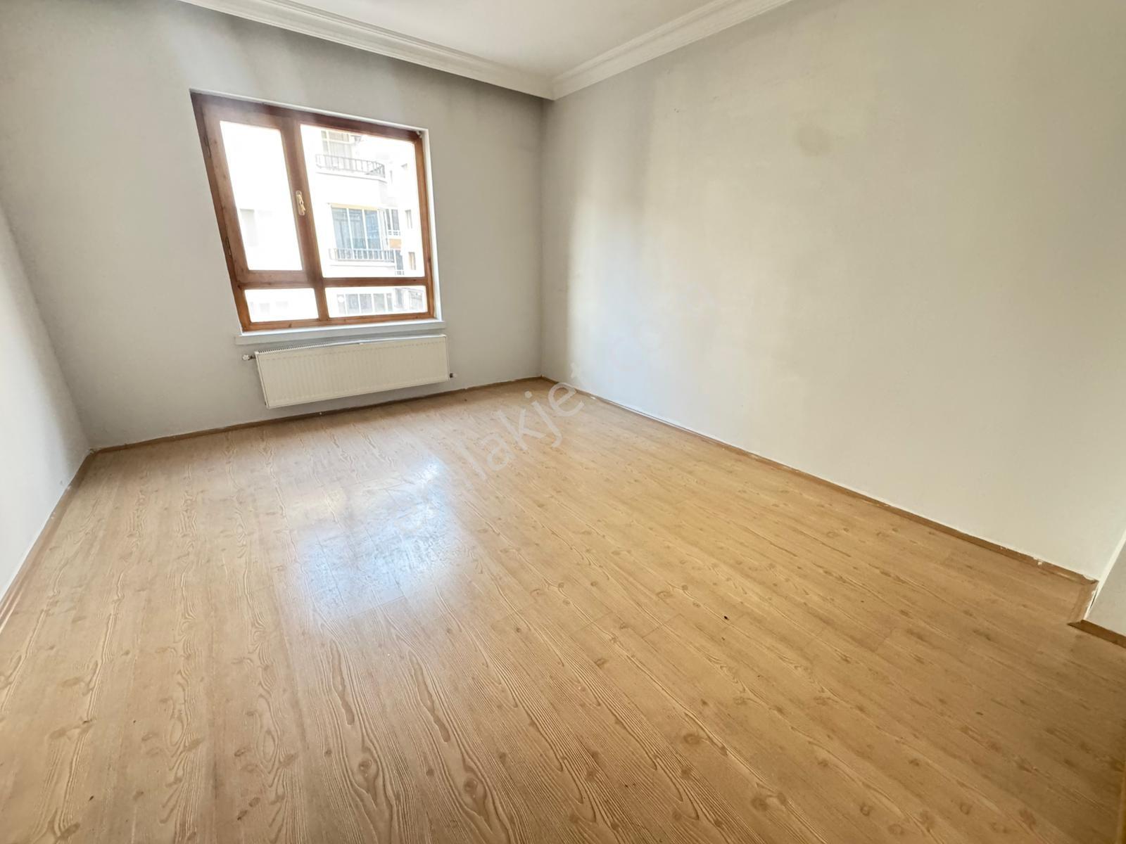 Güneşevler Merkezde 3+1 **130 M2** Asansörlü Ara Kat Daire - Görsel 9