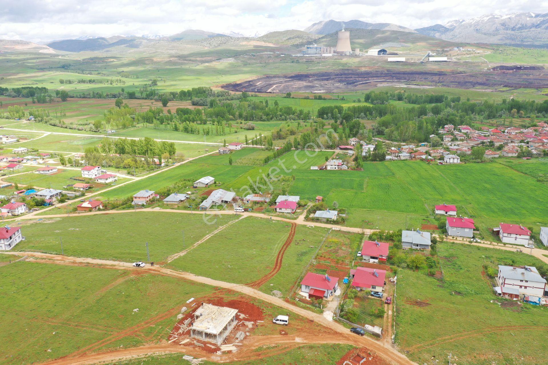 Tufanbeyli Yamanlı Mahallesinde İster Yatırımlık İster Yayla Yapmalık Manzarsı Güzel Satılık Arsa - Görsel 8
