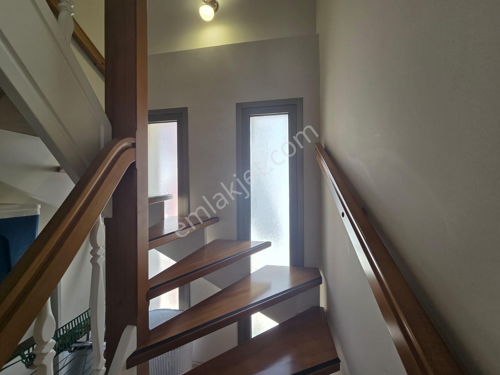 Güzelbahçe Maltepe'de Eşyalı Kiralık 2+1 Dubleks Daire - Görsel 21
