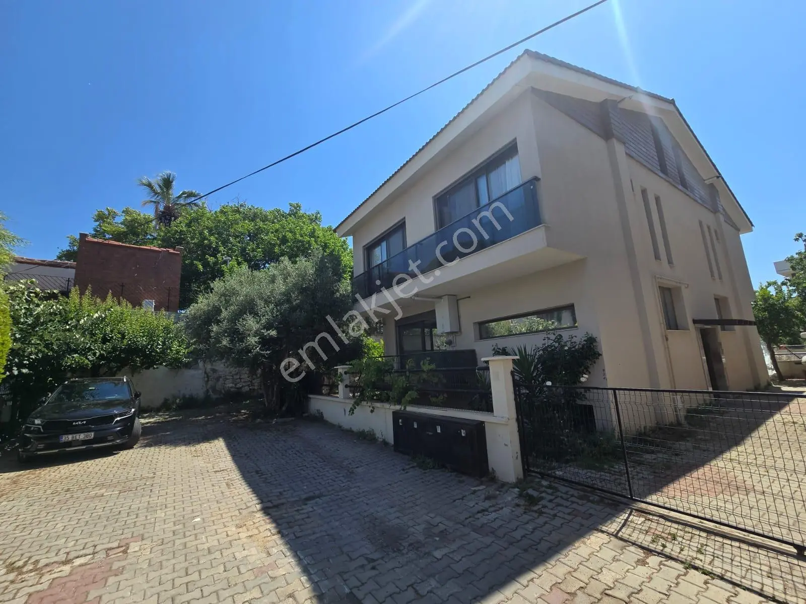 Güzelbahçe Maltepe'de Eşyalı Kiralık 2+1 Dubleks Daire - Görsel 4