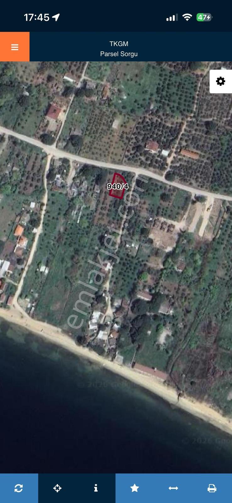 Erdek Zeytinli Kastri Mevkinde 602 M² Villa İmarlı Köşe Parsel