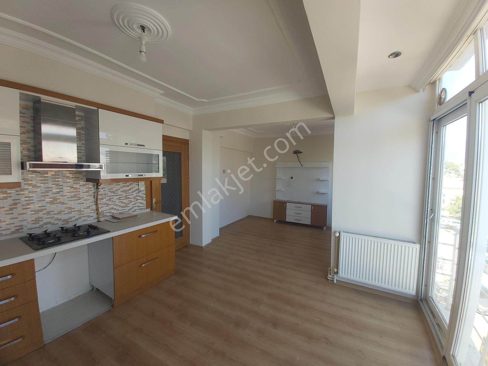 Atatürk Mah. Tadilatlı Kiralık Daire - Görsel 26