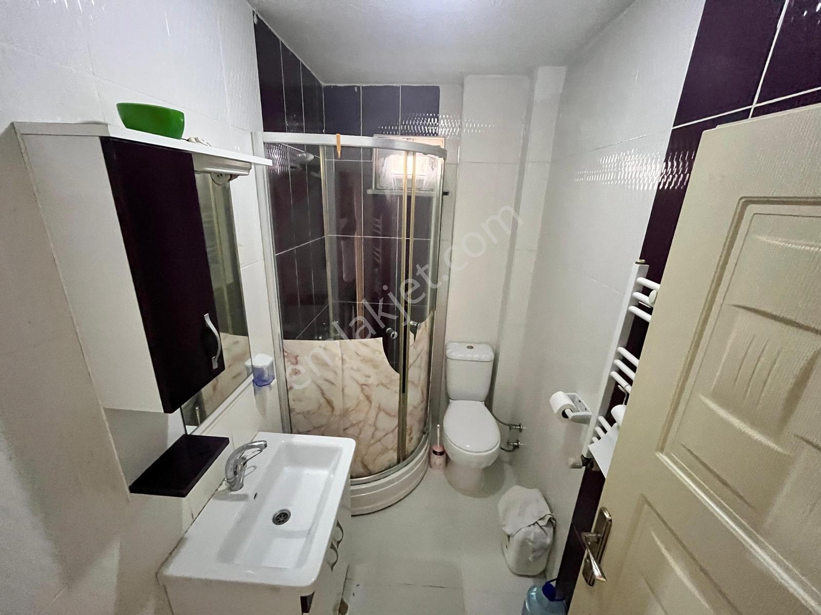 Ümraniye Esenşehirde Hastaneye Yakın Kiralık Yüksek Giriş 1+1 - Görsel 28