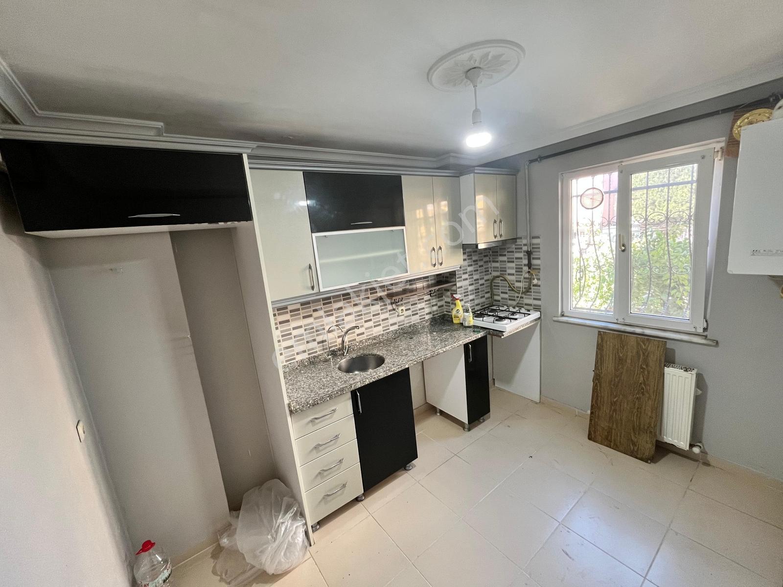 Ümraniye Esenşehirde Hastaneye Yakın Kiralık Yüksek Giriş 1+1 - Görsel 23