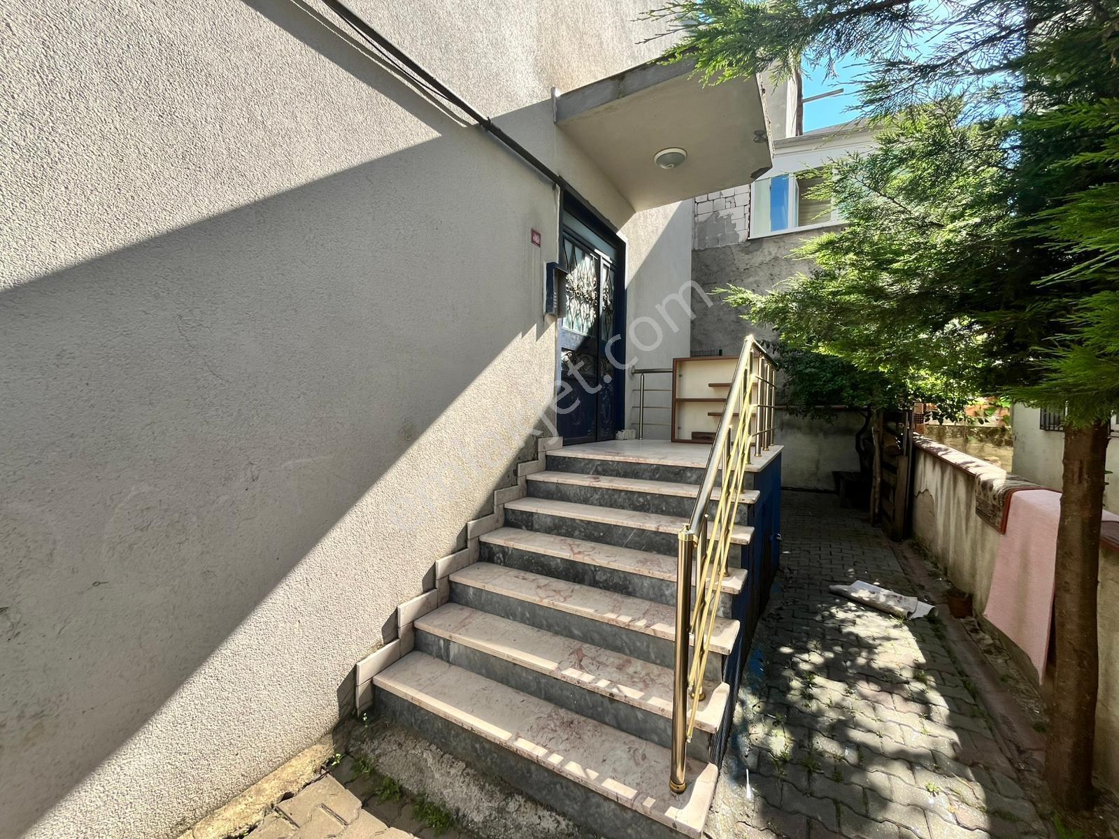 Ümraniye Esenşehirde Hastaneye Yakın Kiralık Yüksek Giriş 1+1 - Görsel 35