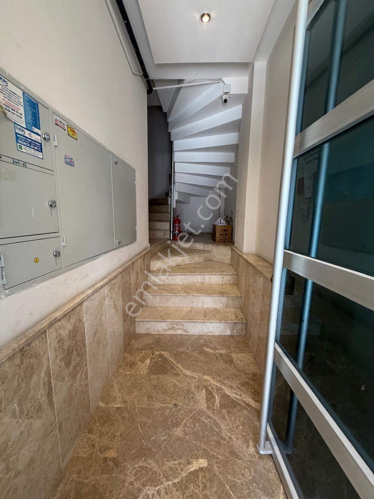 Hatay İnönü Cd Metro Yakını Asansörlü Açık Otoparklı 3+1 Daire - Görsel 19
