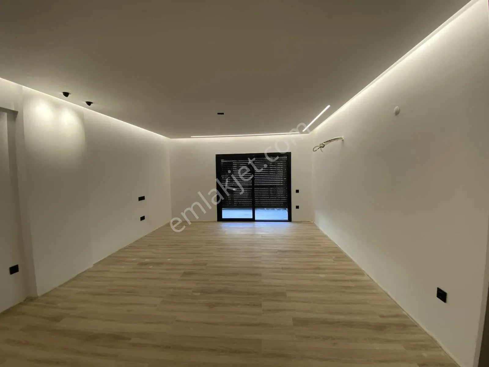 Körfez Elegance Sitesi Satılık 4+1 Dubleks | Havuzlu | Sahilde - Görsel 5