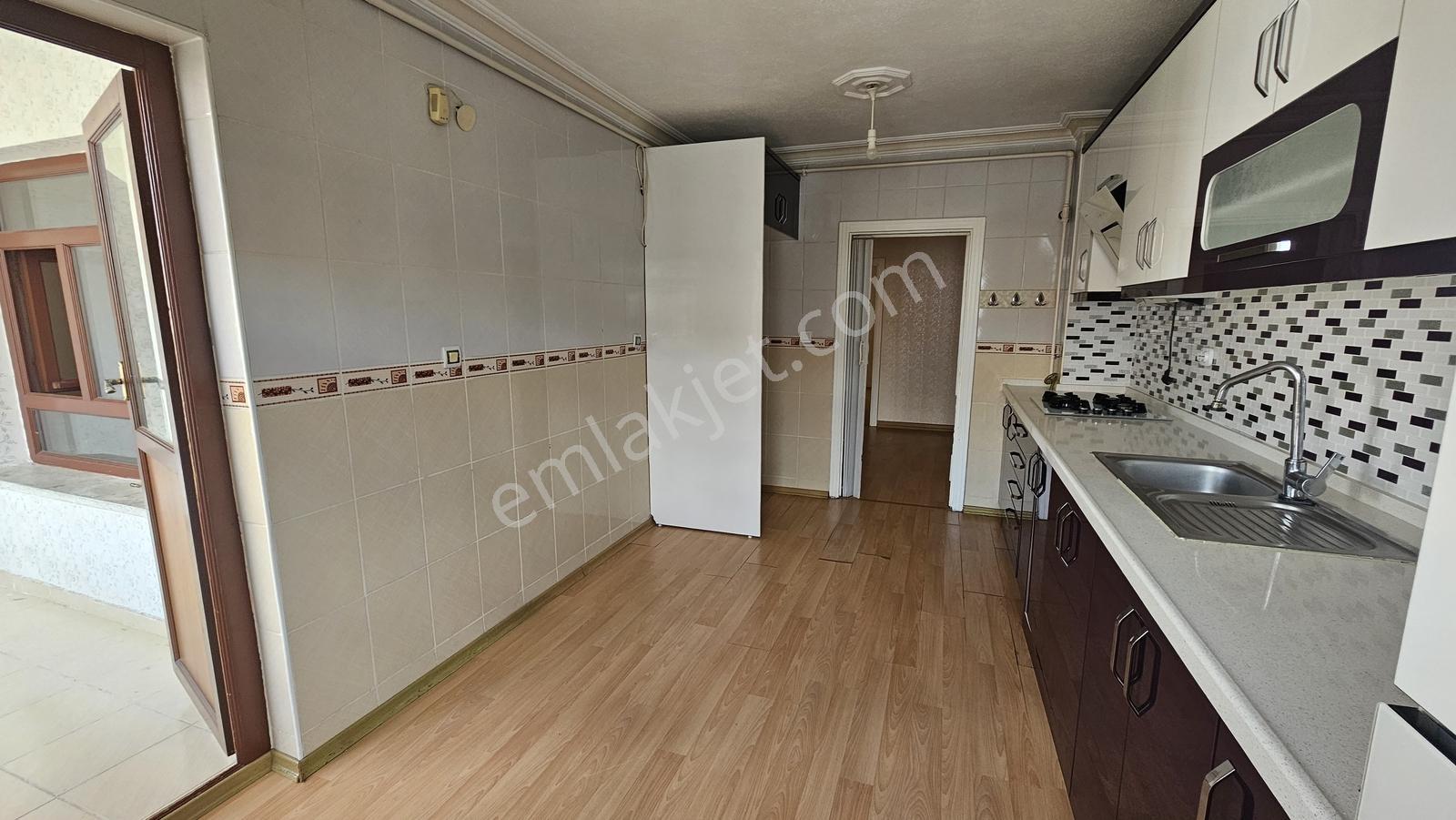 Etimesgut Alsancak'ta Ara Kat 3+1 Ankastreli Kiralık Daire - Görsel 5