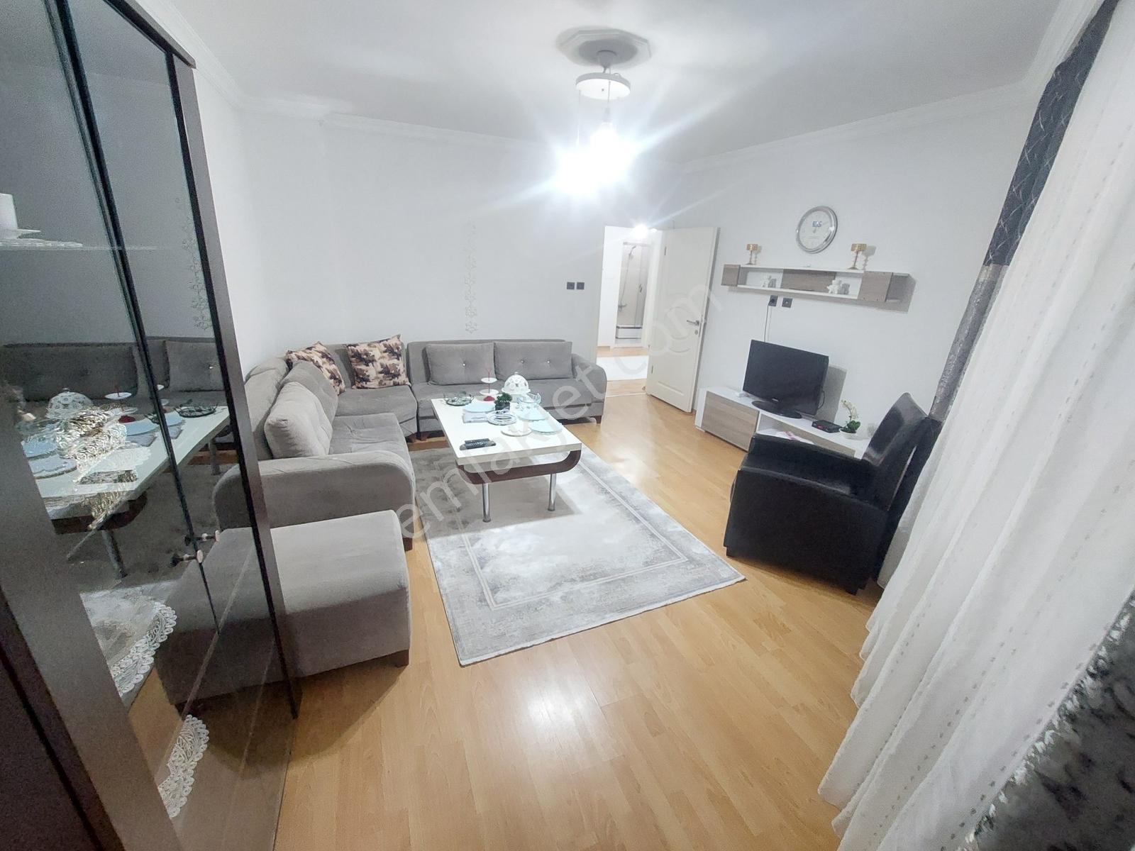 Şeref Emlak Eşyalı Kiralık Daire 40,000 Tl - Görsel 21