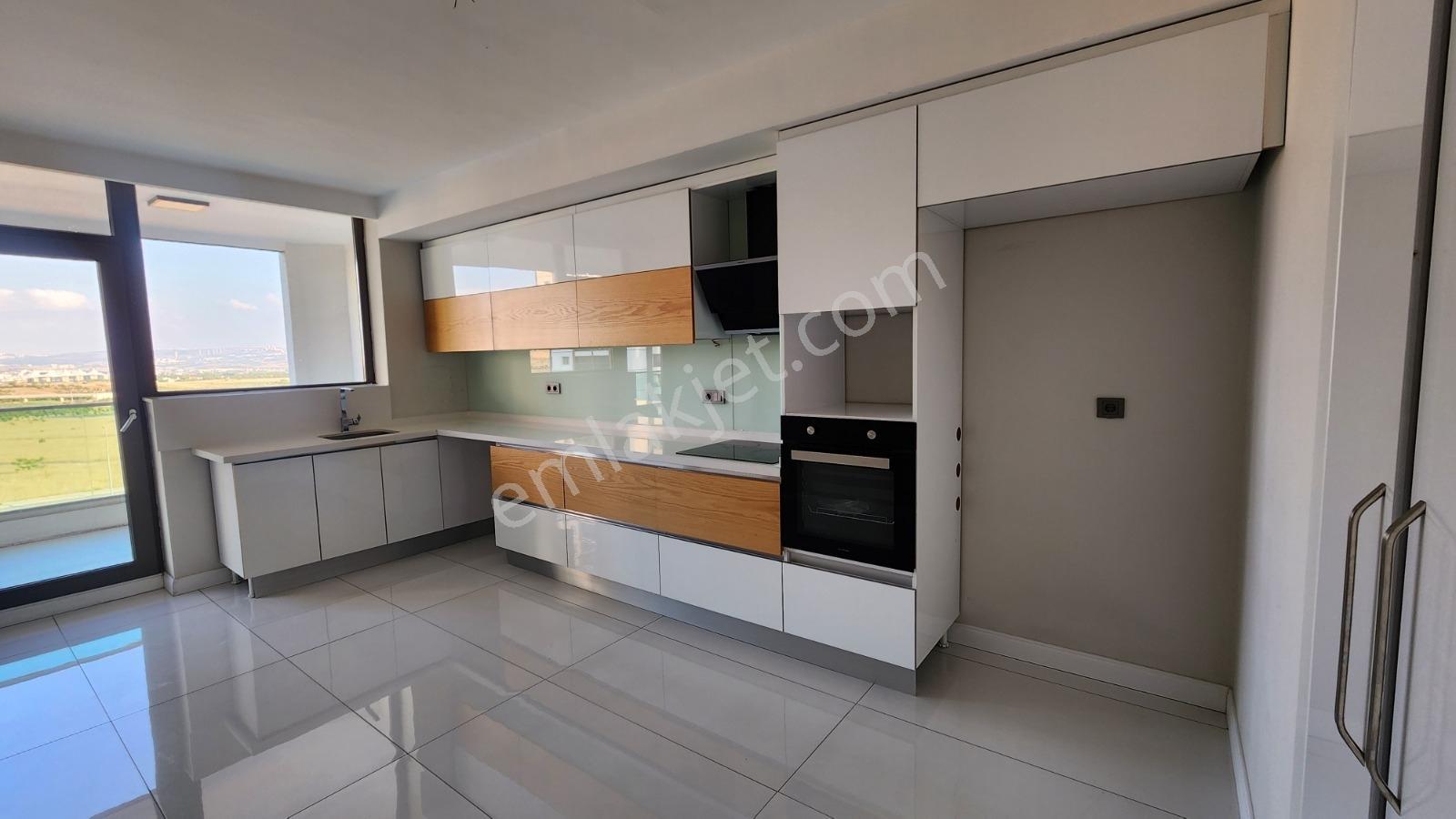 Cumhuriyet Mahallesi'nde Plus Life 'da 4+1 Kiralık Daire - Görsel 18