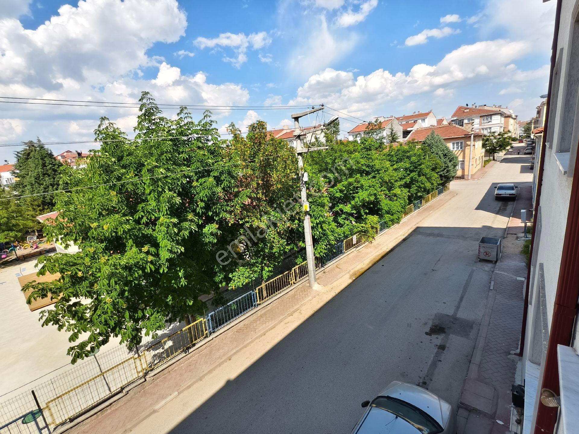 Pera'dan 71 Evler Ertaş Cd'si Yakını, Ara Kat, Kiralık 3+1 Daire - Görsel 20
