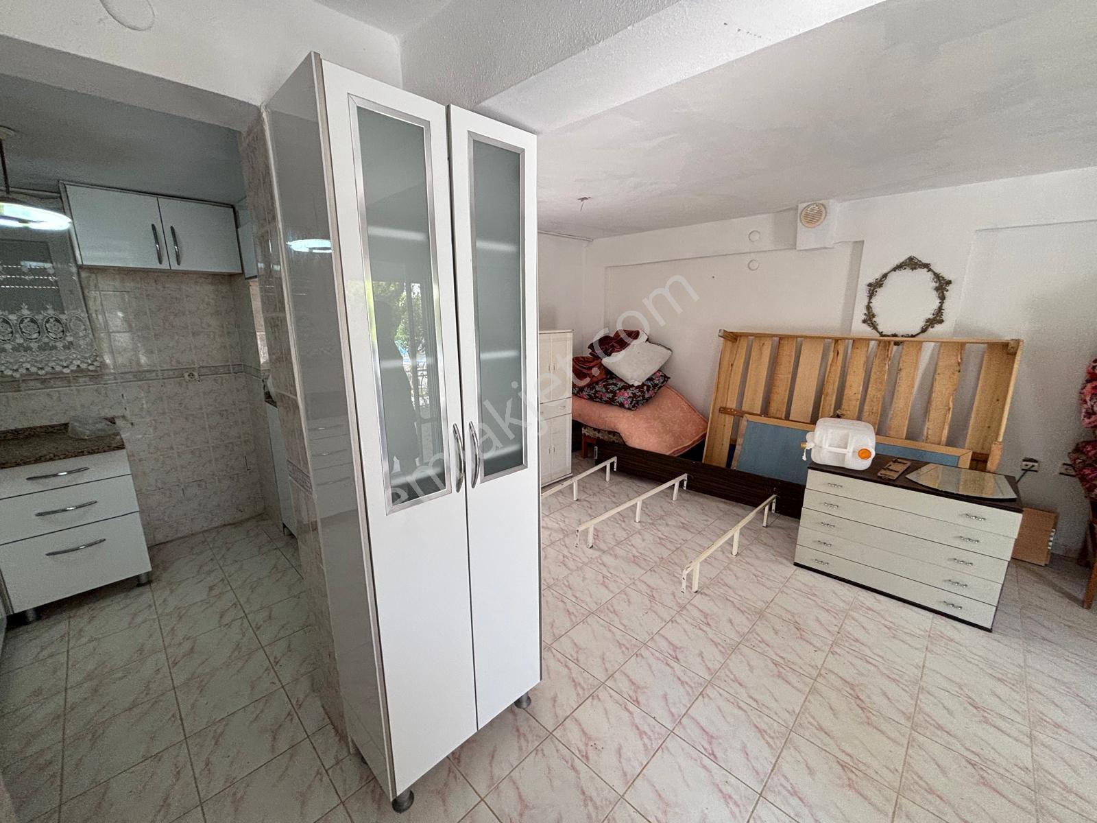 Kuşadası Güzelçamlı Yolun Altı Tribleks Satılık 3+1 - Görsel 7