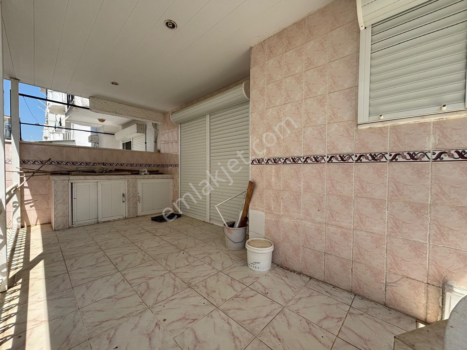 Kuşadası Güzelçamlı Yolun Altı Tribleks Satılık 3+1 - Görsel 14