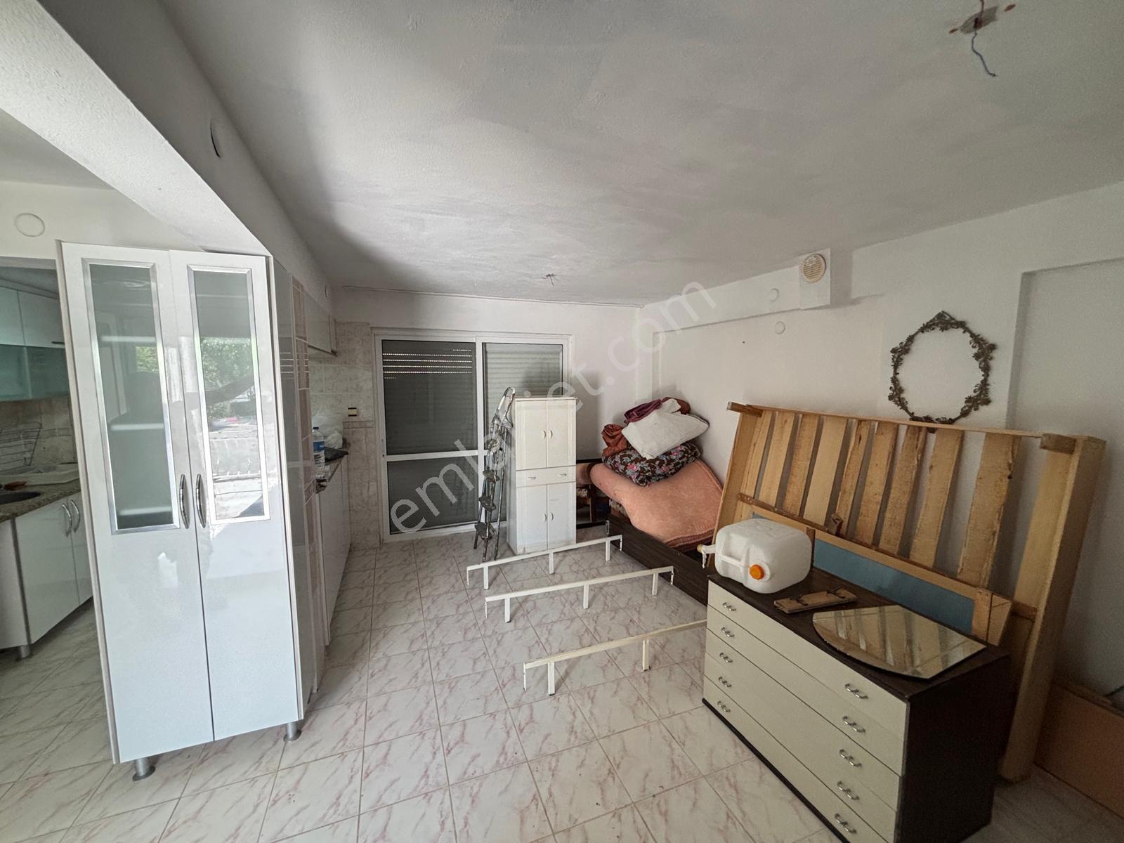 Kuşadası Güzelçamlı Yolun Altı Tribleks Satılık 3+1 - Görsel 10