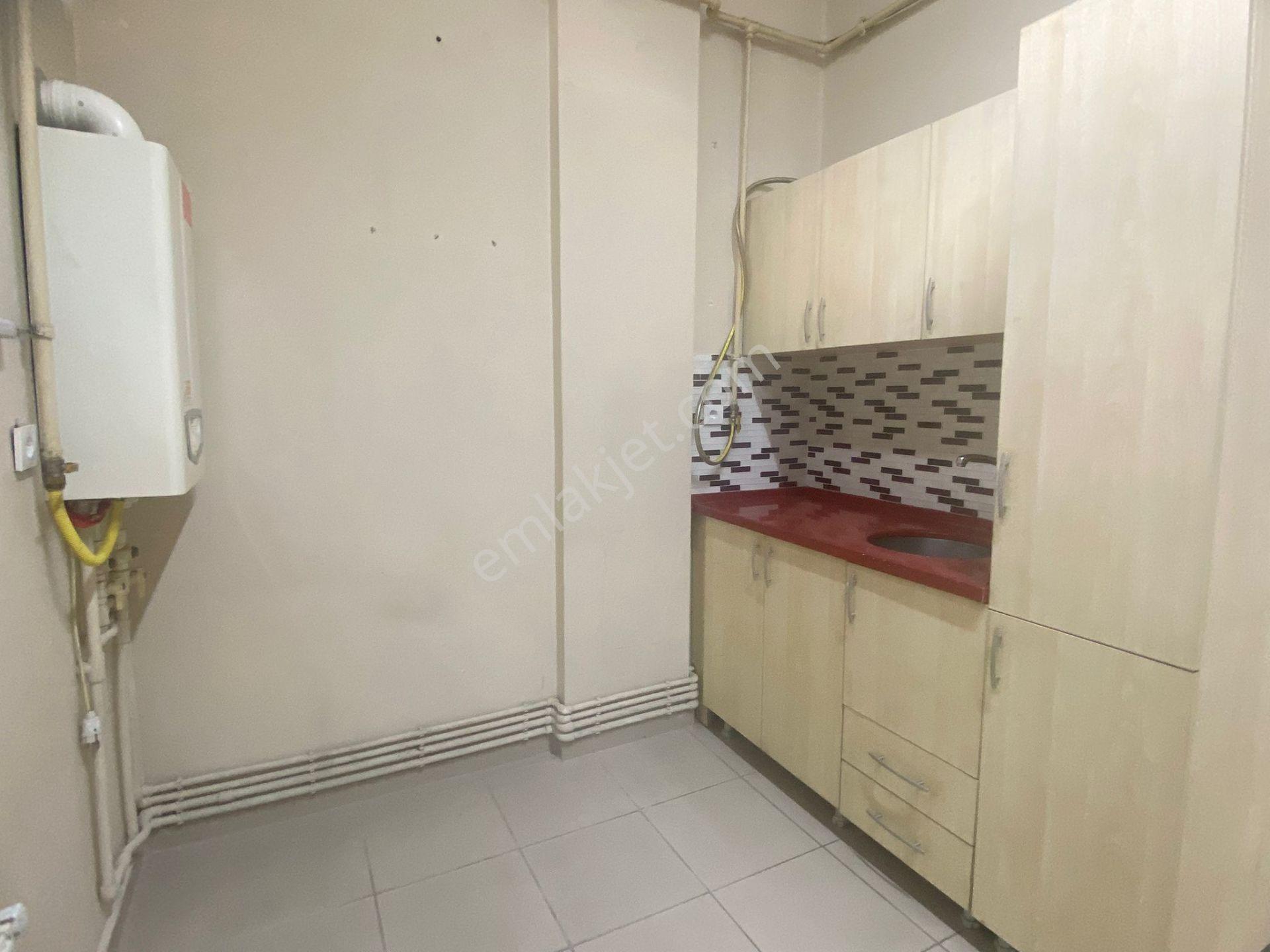 Osmangazi Elmasbahçeler'de Metro Yakını 95m² Cadde Dükkanı - Görsel 6