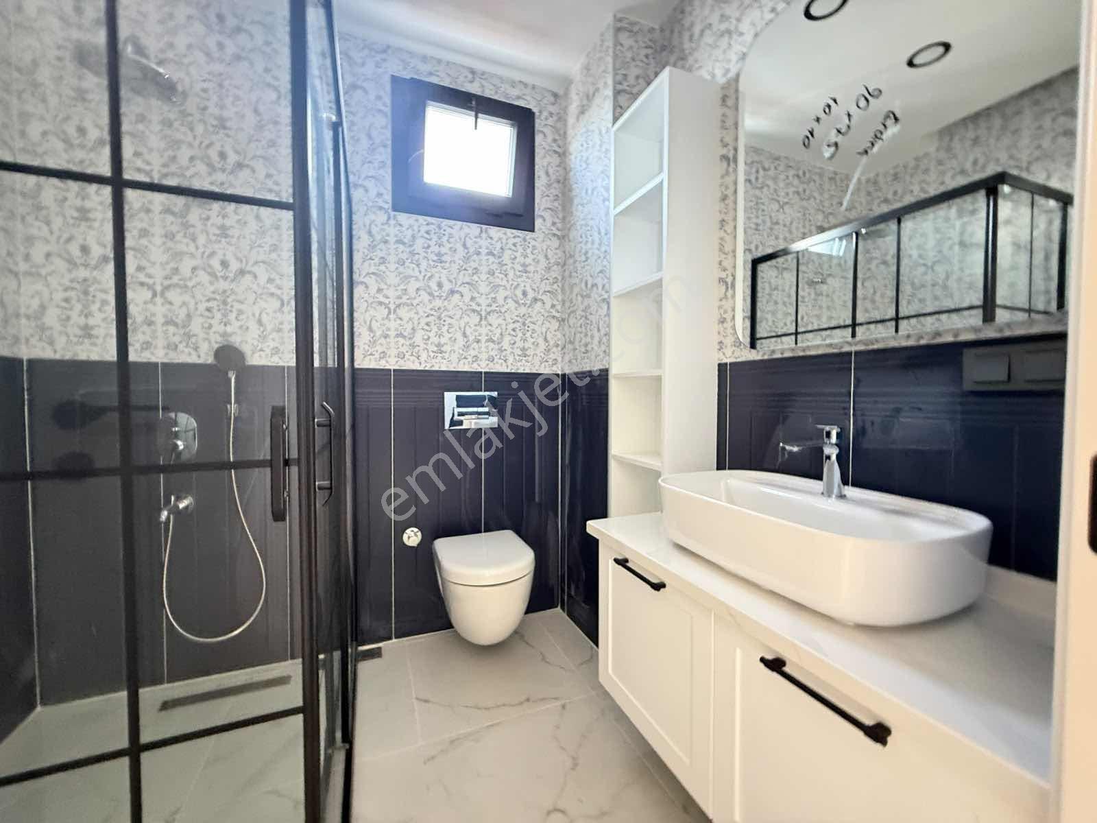 Avcı'dan 300m2 Arsa Tam Müstakil Girişte Odalı 4+1 Villa - Görsel 8